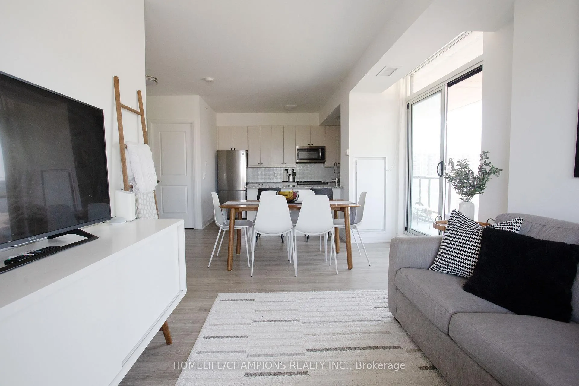 Photo 94 of Unit 610, 3655 Kingston Road, Scarborough, Scarborough Village — HOMEH