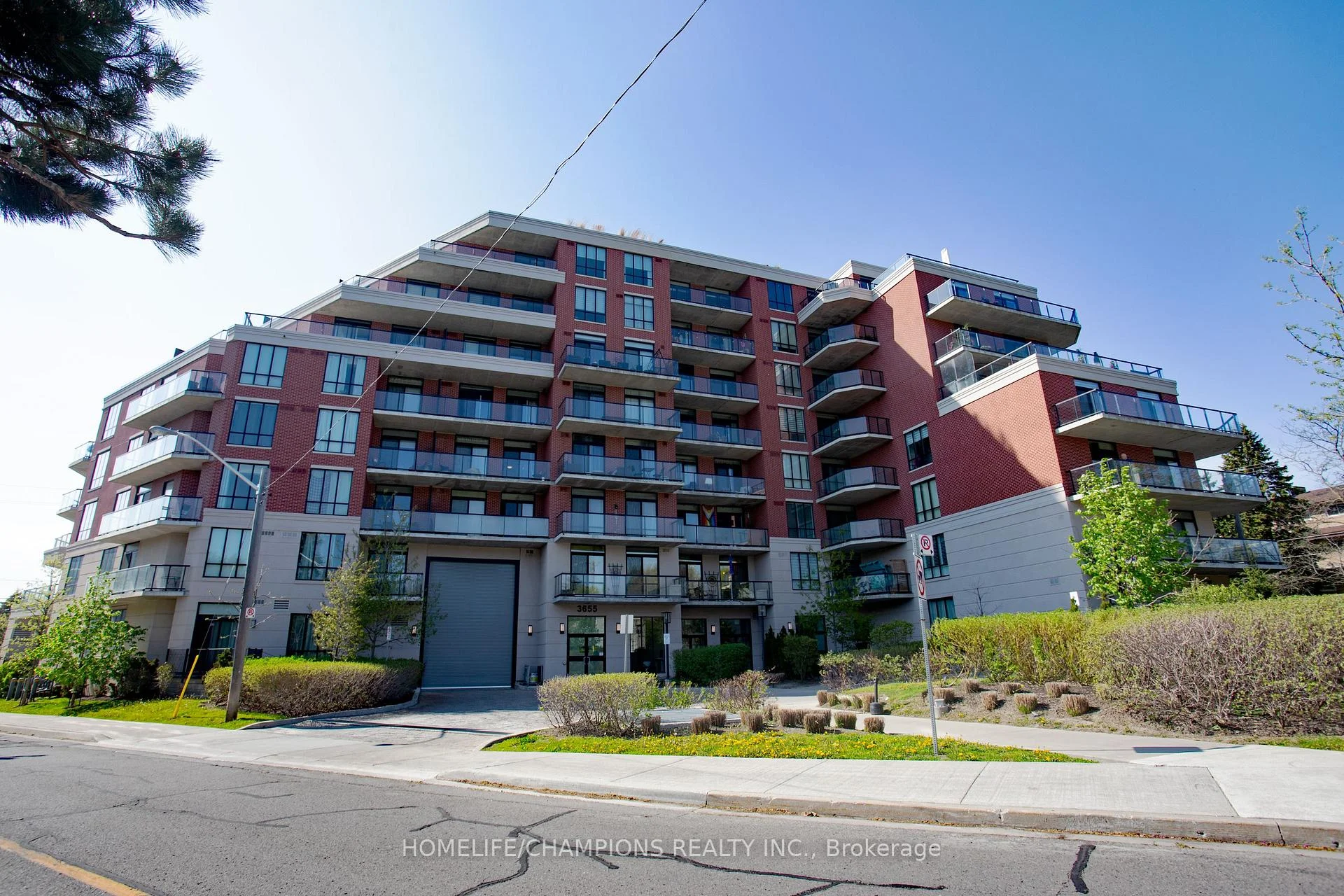 Photo 2 of Unit 610, 3655 Kingston Road, Scarborough, Scarborough Village — HOMEH