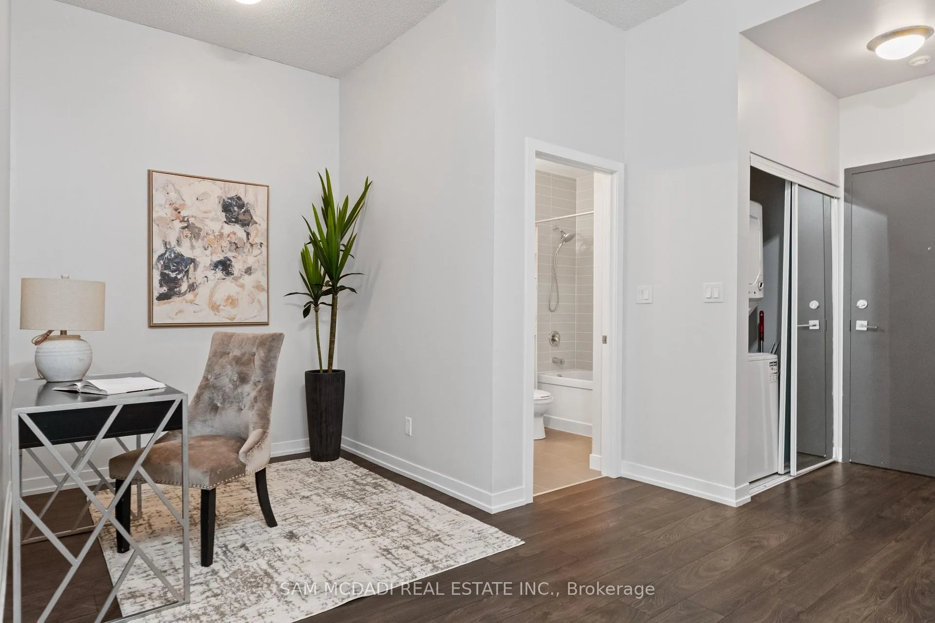 Photo 4 of Unit #115, 1284 Guelph Line, Burlington, Mountainside — HOMEH