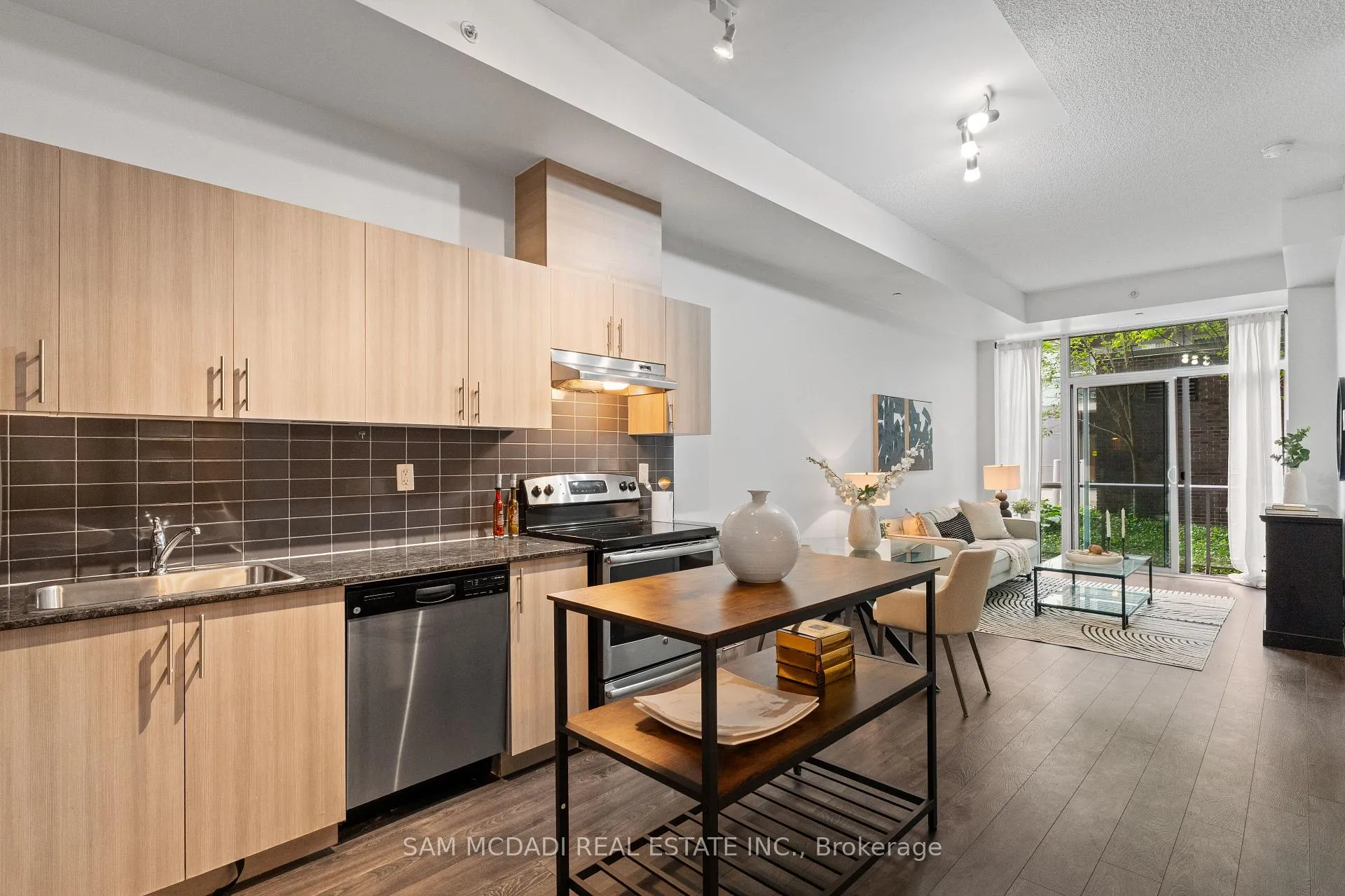 Photo 8 of Unit #115, 1284 Guelph Line, Burlington, Mountainside — HOMEH