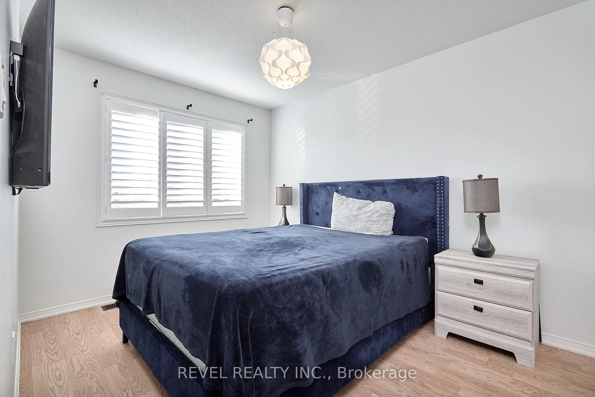 Photo 21 of 35 Manordale Crescent, Vaughan, Vellore Village — HOMEH