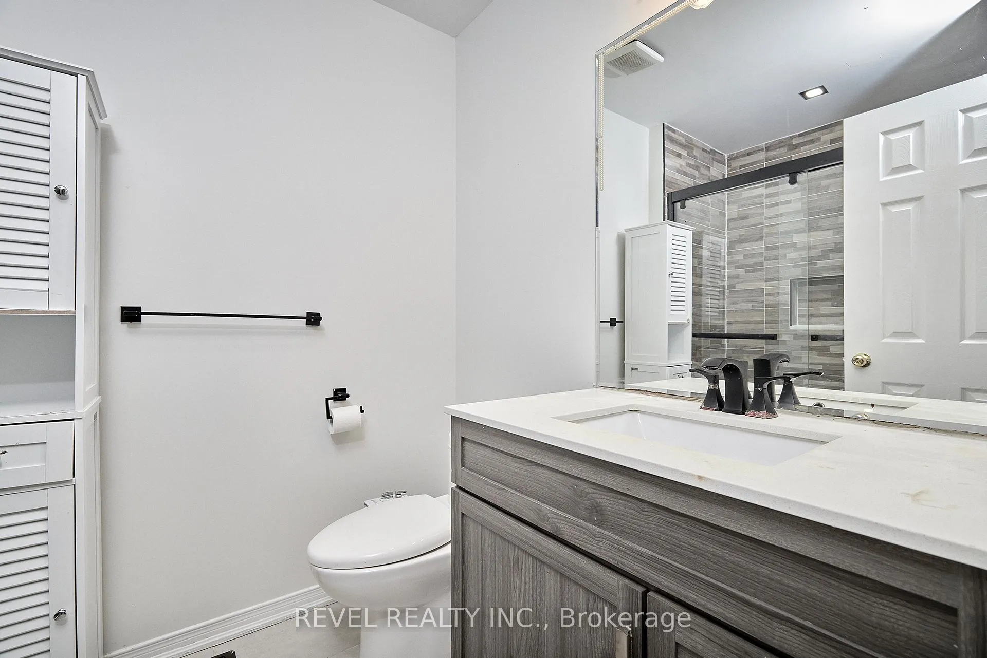 Photo 23 of 35 Manordale Crescent, Vaughan, Vellore Village — HOMEH