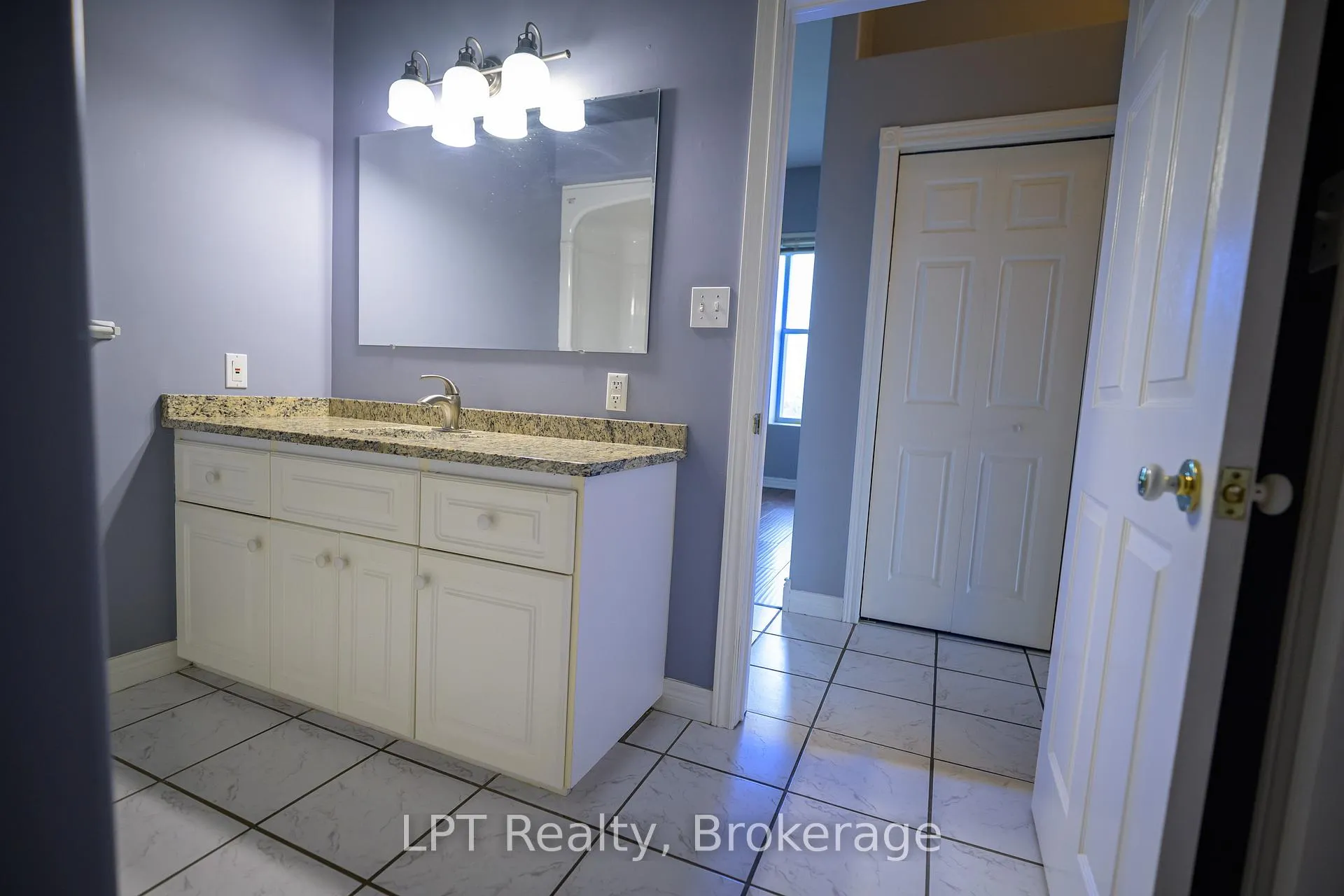 Photo 17 of Unit 304, 317 Queen Street, Chatham-Kent, Chatham — HOMEH
