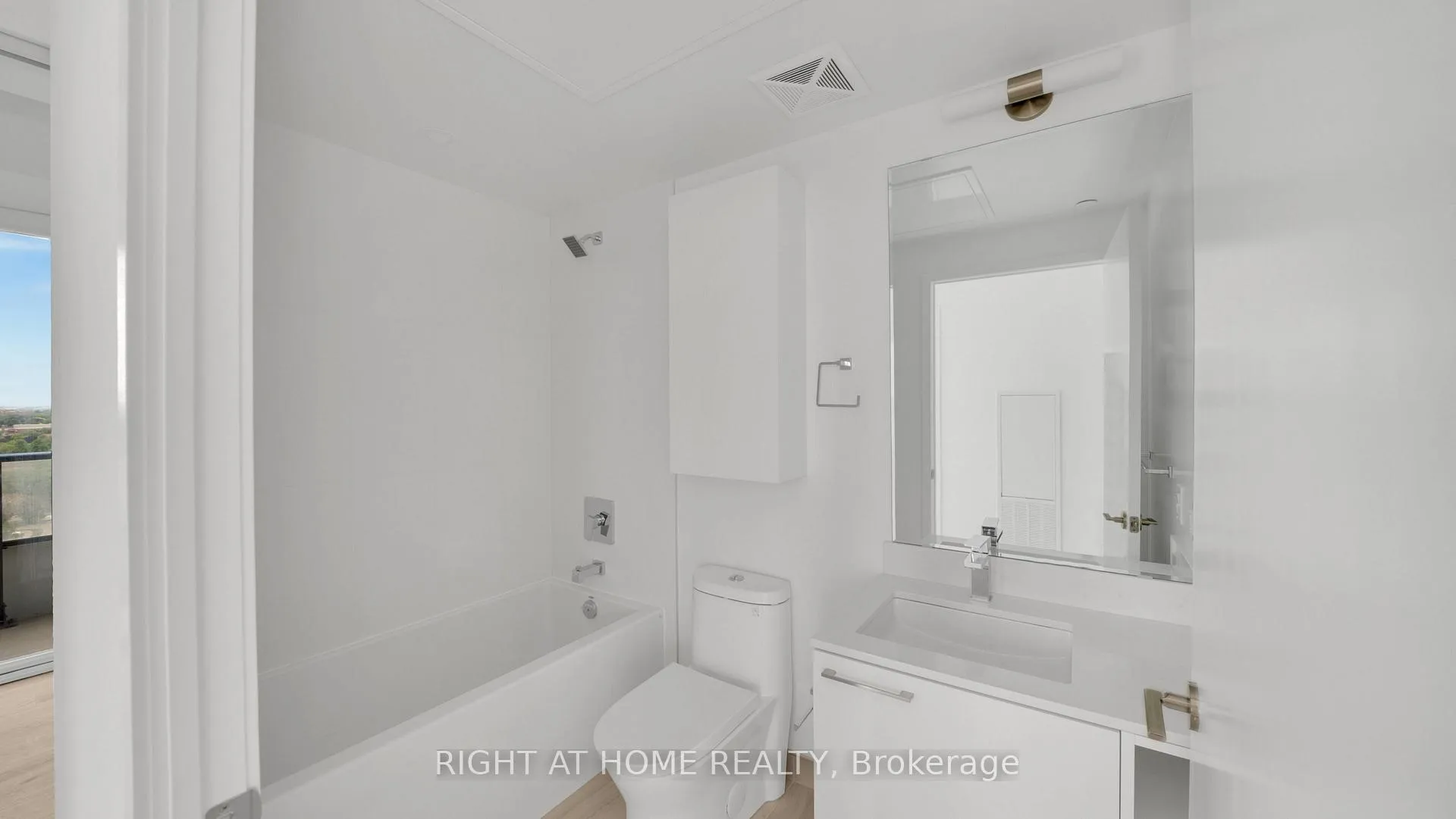 Photo 7 of Unit 1409, 260 Malta Avenue, Brampton, Fletcher's Creek South — HOMEH