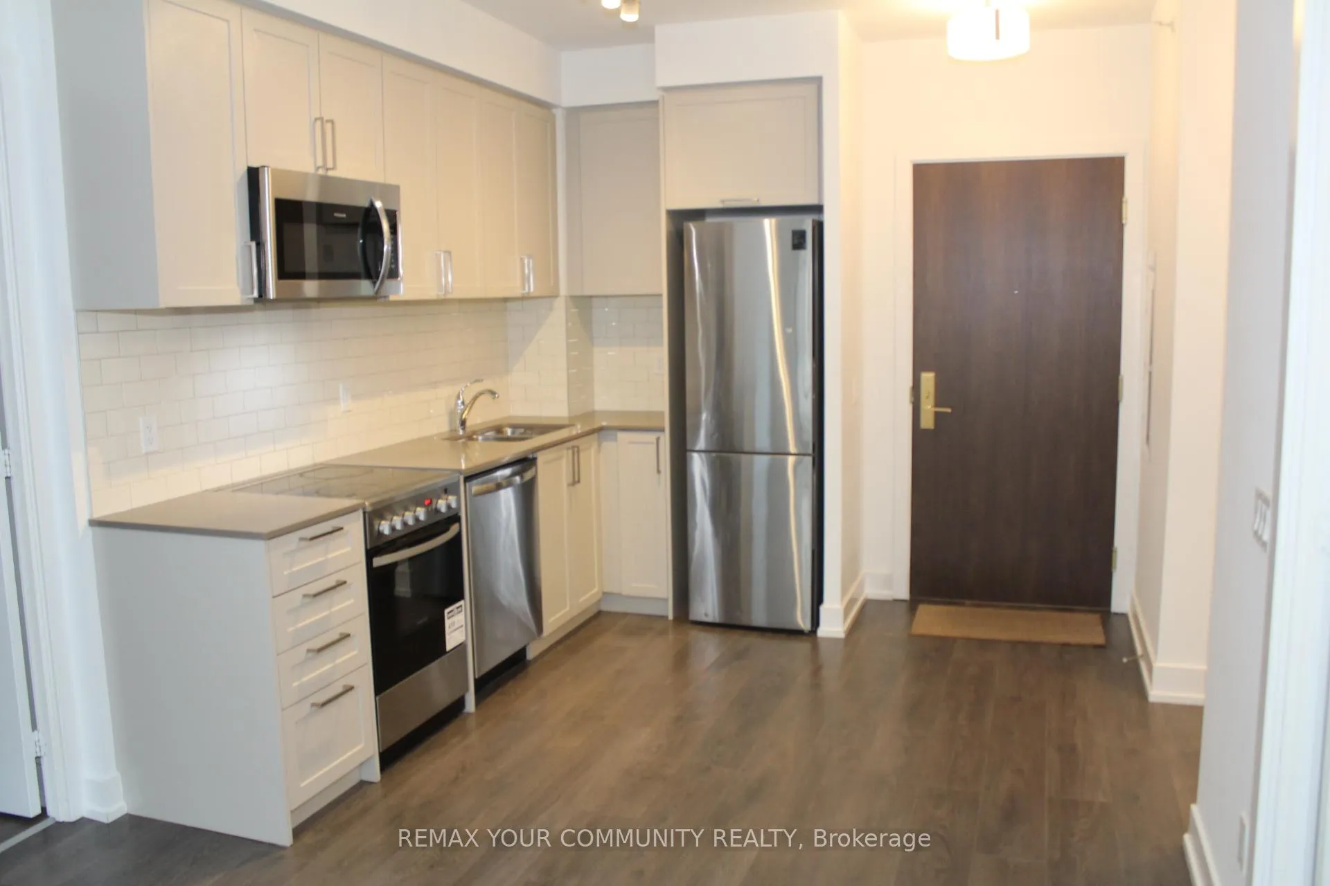 Photo 2 of Unit 203W, 268 Buchanan Drive, Markham, Unionville — HOMEH