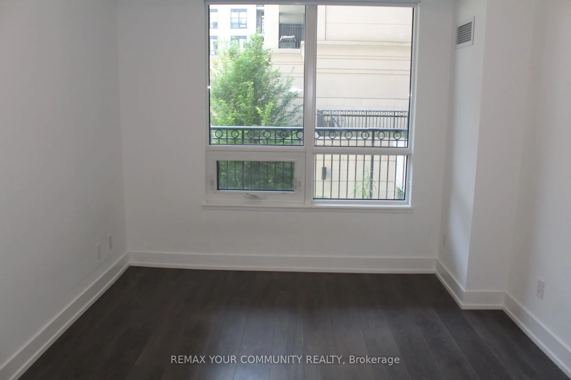 Photo 10 of Unit 203W, 268 Buchanan Drive, Markham, Unionville — HOMEH