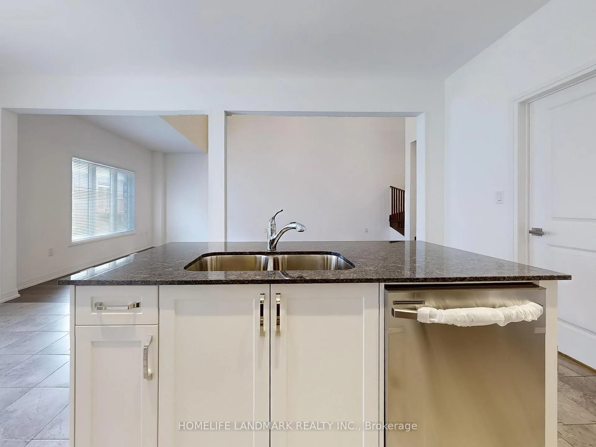 Photo 15 of 67 wheatfield Road, Barrie, Rural Barrie Southeast — HOMEH