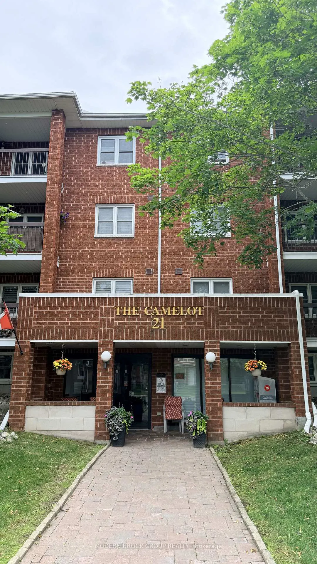 Photo of Unit 405, 21 Liston Avenue