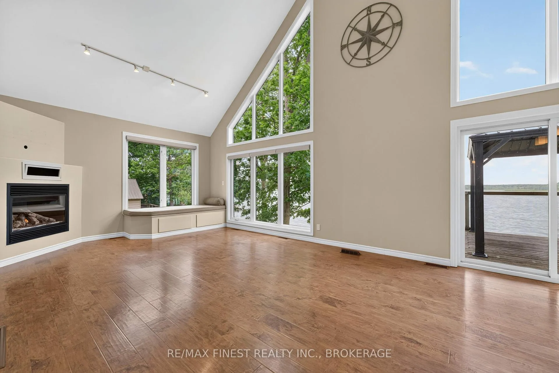 Photo 14 of 3459 Buck Point Lane, Frontenac, Frontenac South — HOMEH