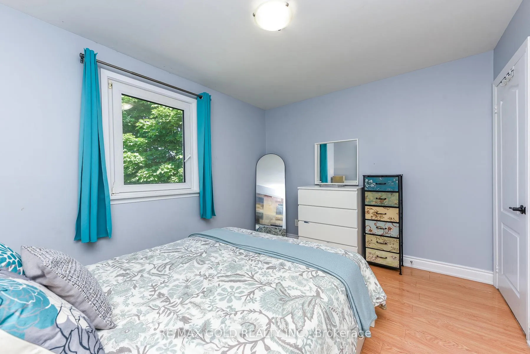 Photo 23 of 18 Drury Crescent, Brampton, Southgate — HOMEH