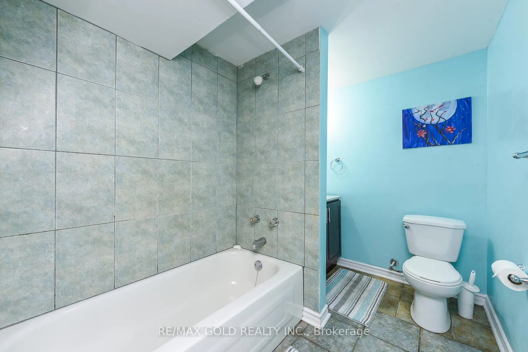 Photo 40 of 18 Drury Crescent, Brampton, Southgate — HOMEH