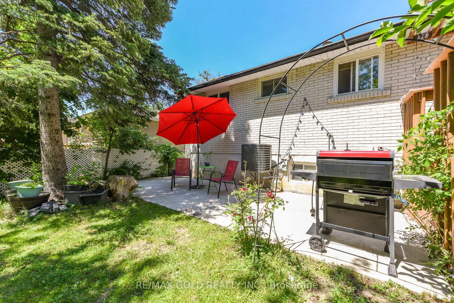 Photo 43 of 18 Drury Crescent, Brampton, Southgate — HOMEH