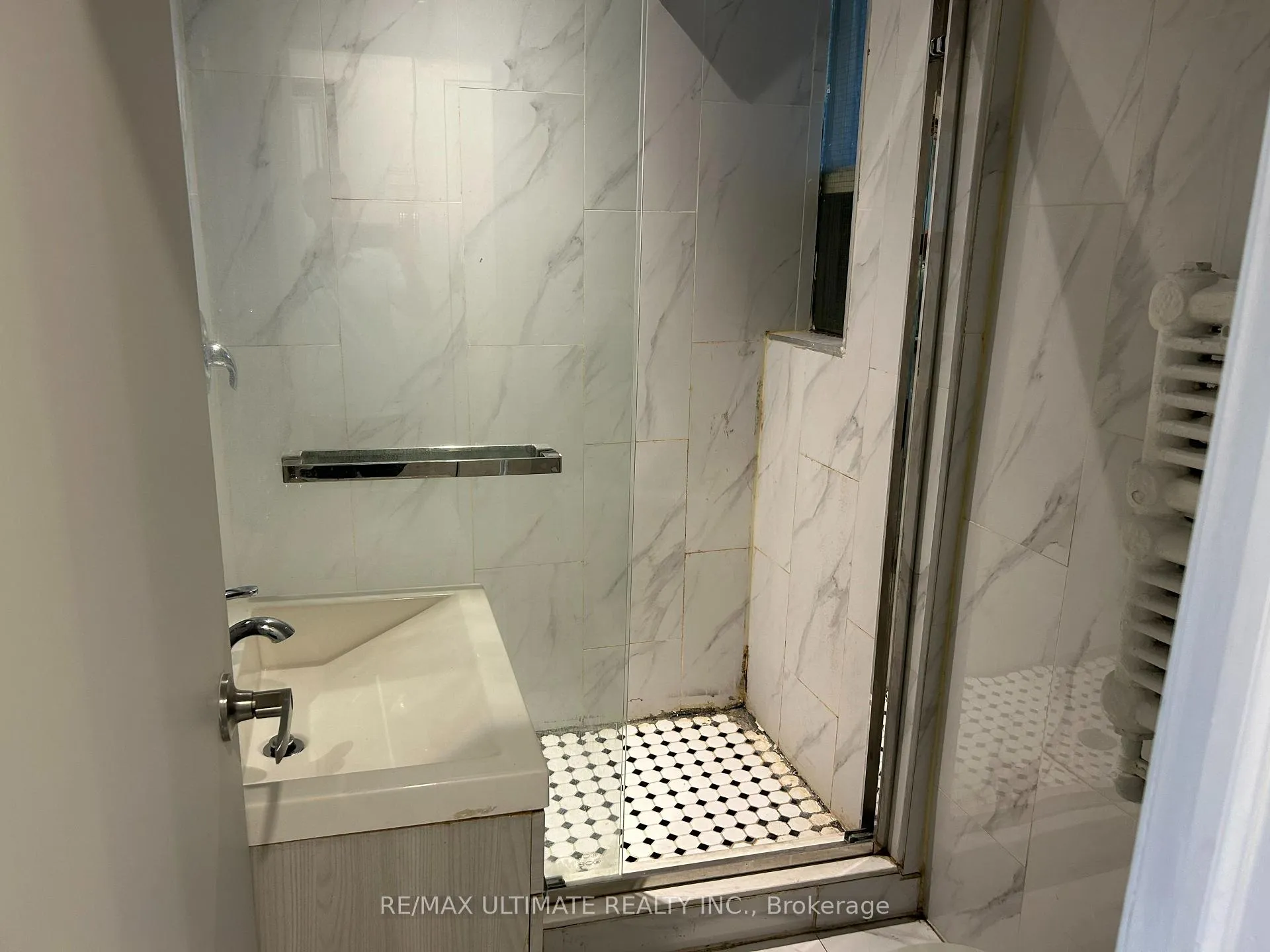 Photo 7 of Unit 2, 5 Roncesvalles Avenue, Toronto, Roncesvalles — HOMEH