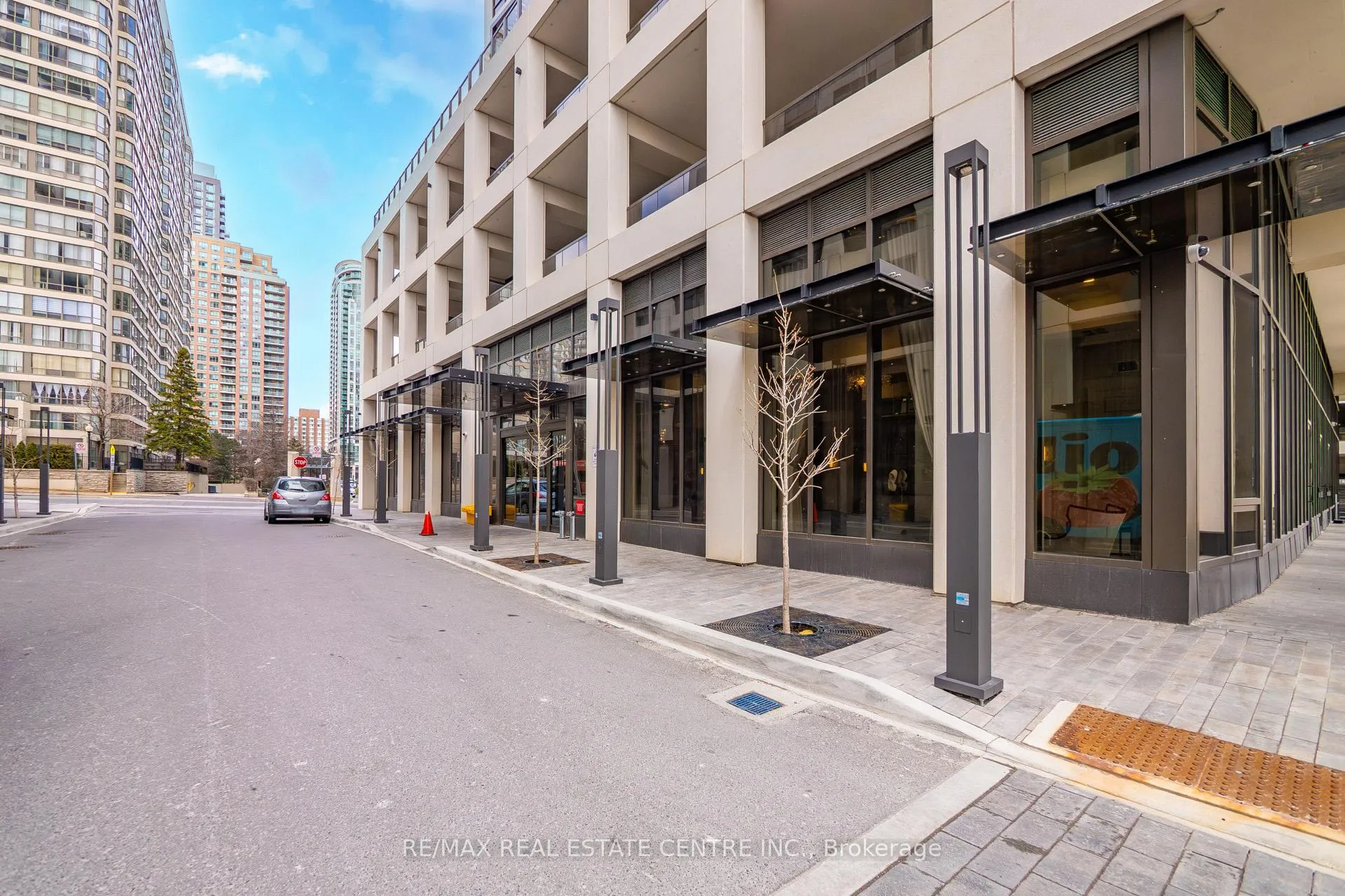Photo 2 of Unit 610, 30 Elm Drive, Mississauga, Fairview — HOMEH