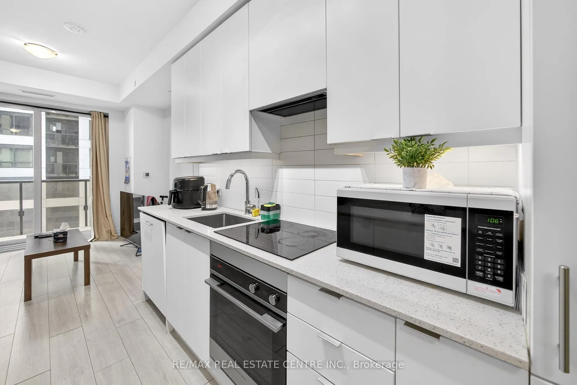 Photo 9 of Unit 610, 30 Elm Drive, Mississauga, Fairview — HOMEH