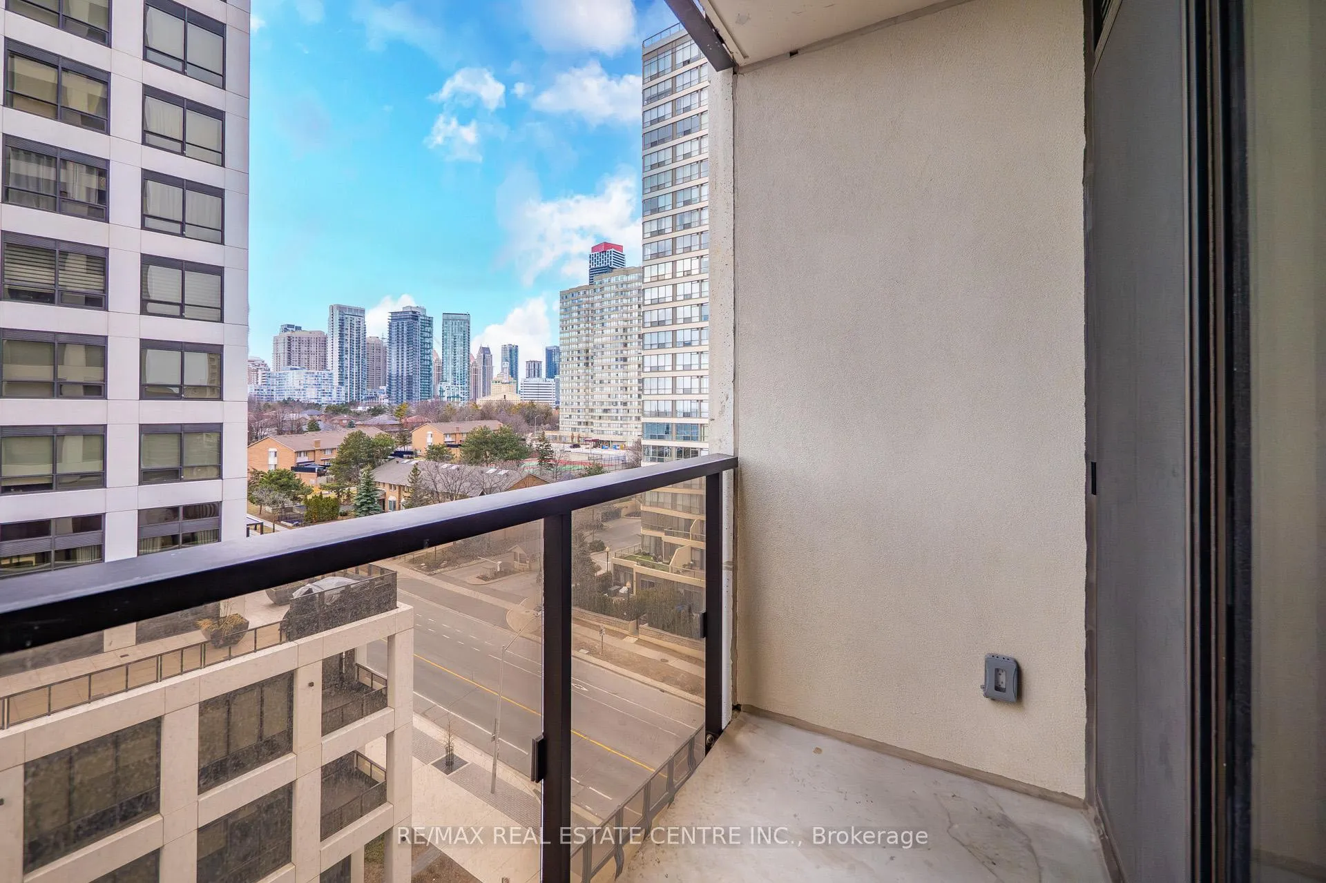 Photo 28 of Unit 610, 30 Elm Drive, Mississauga, Fairview — HOMEH