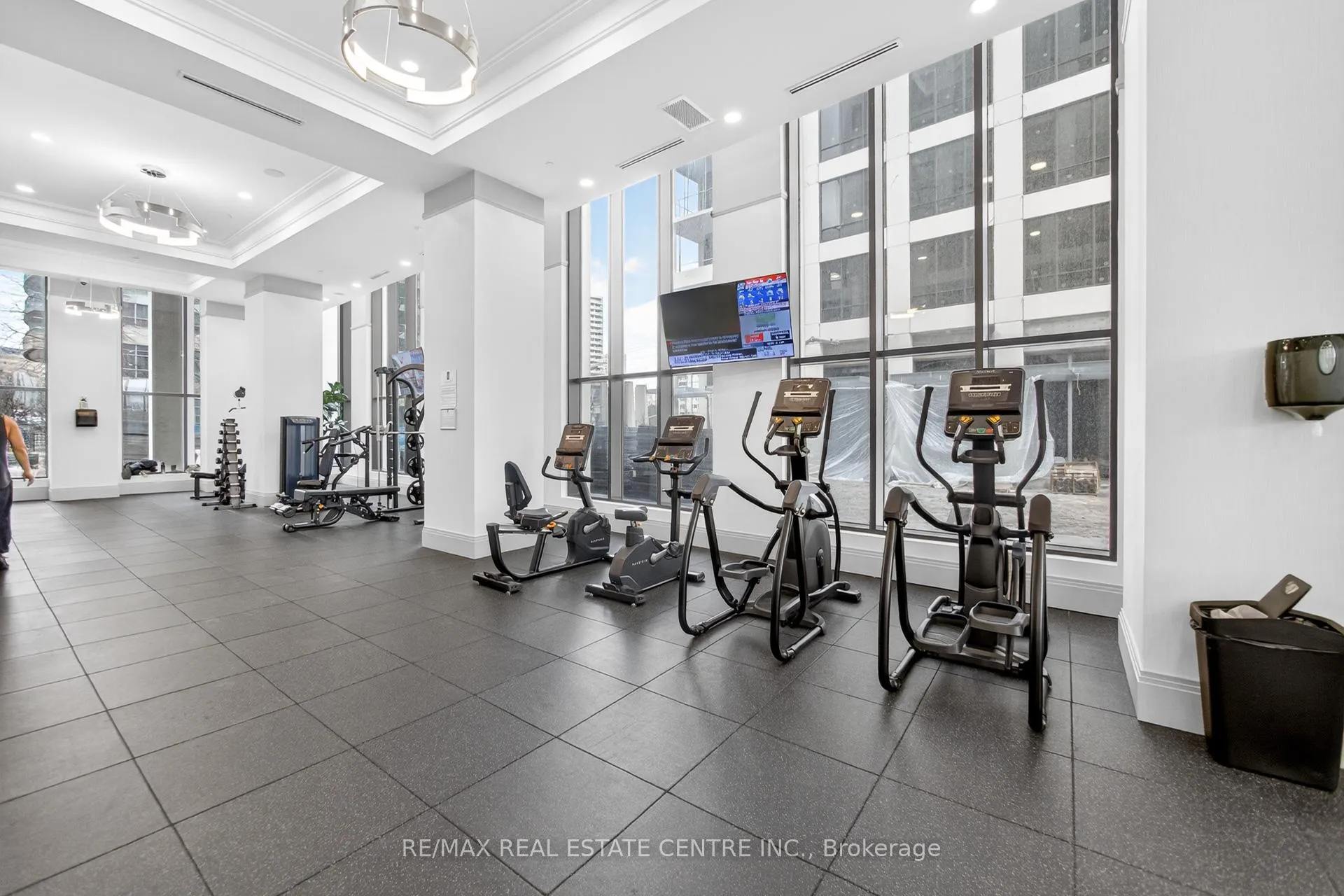 Photo 32 of Unit 610, 30 Elm Drive, Mississauga, Fairview — HOMEH