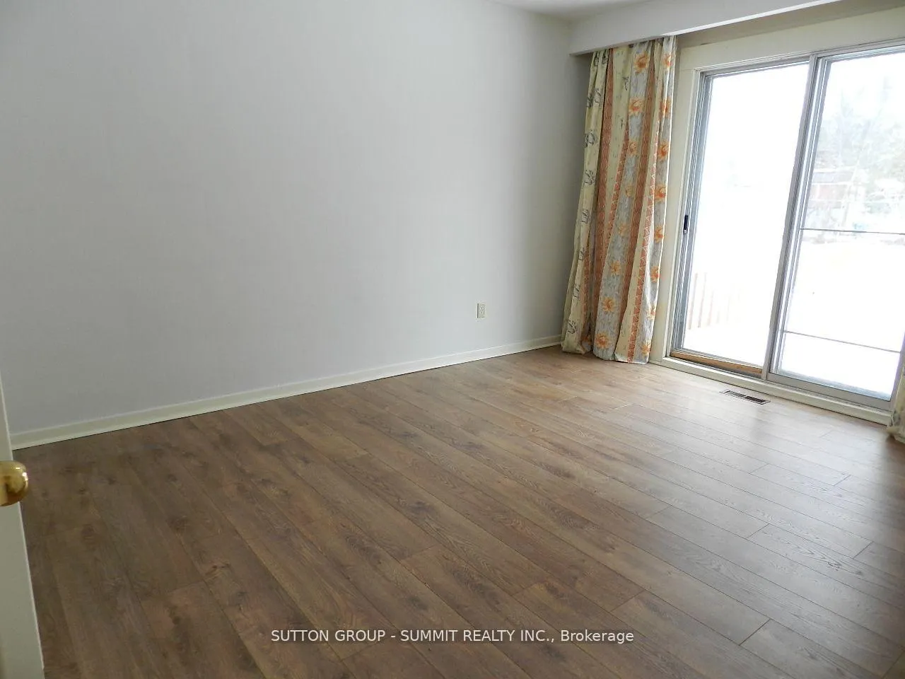 Photo 16 of Unit UPPER, 3367 Verhoeven Drive, Mississauga, Erindale — HOMEH