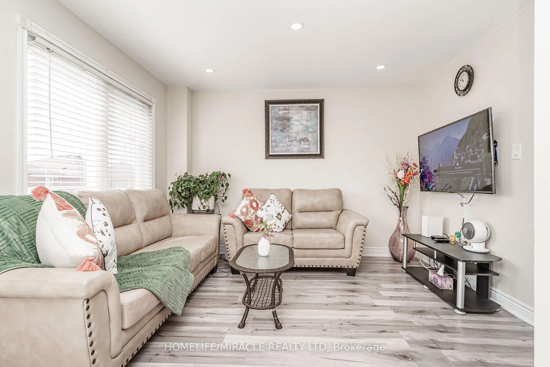 Photo 10 of 87 Woodsend Run, Brampton, Fletcher's Creek South — HOMEH