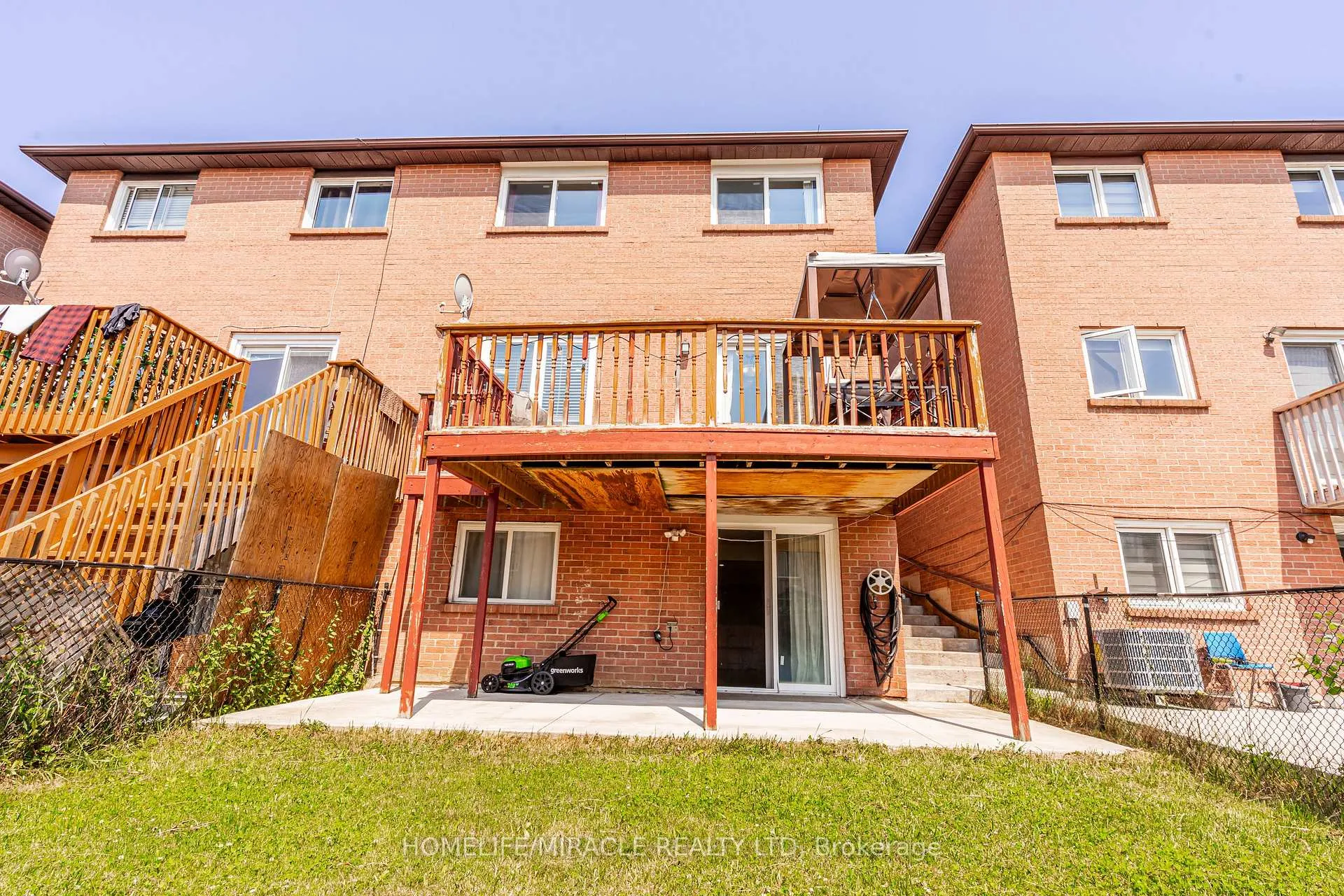 Photo 31 of 87 Woodsend Run, Brampton, Fletcher's Creek South — HOMEH