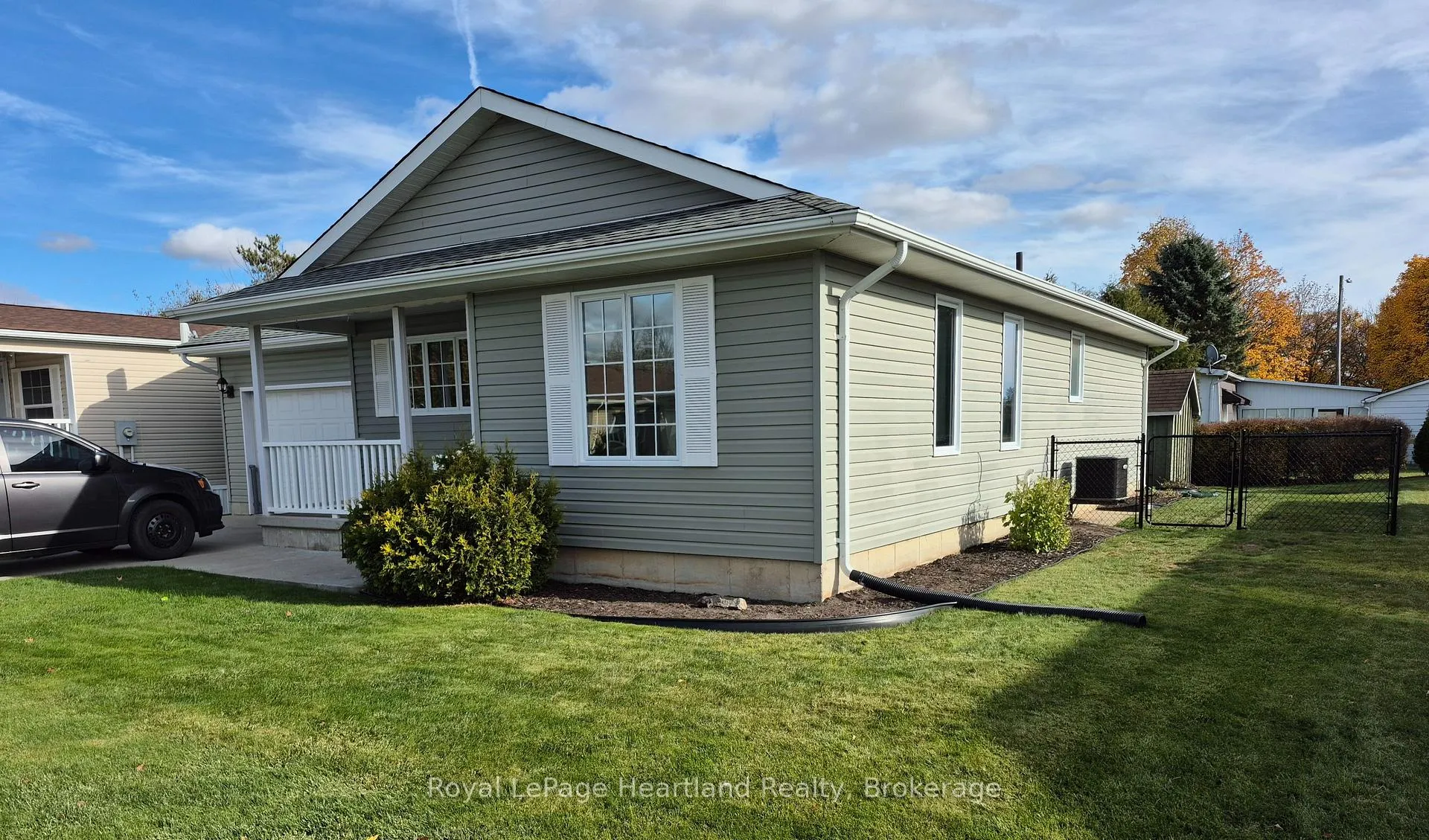 Photo 25 of 459 Richard Crescent, Strathroy-Caradoc, SE — HOMEH