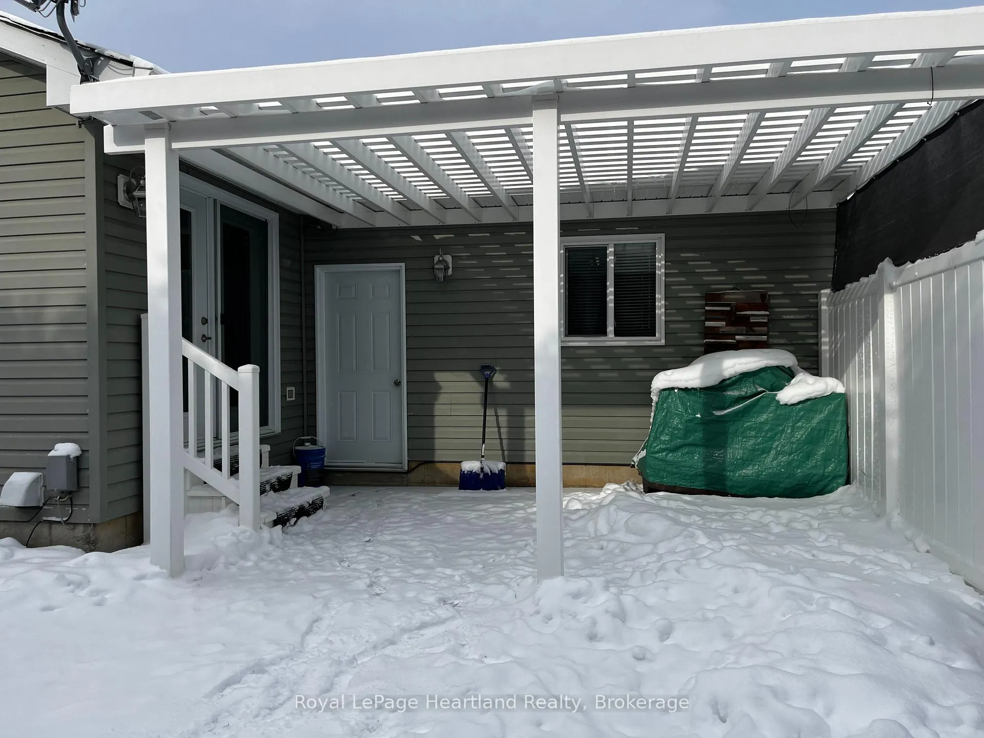 Photo 38 of 459 Richard Crescent, Strathroy-Caradoc, SE — HOMEH