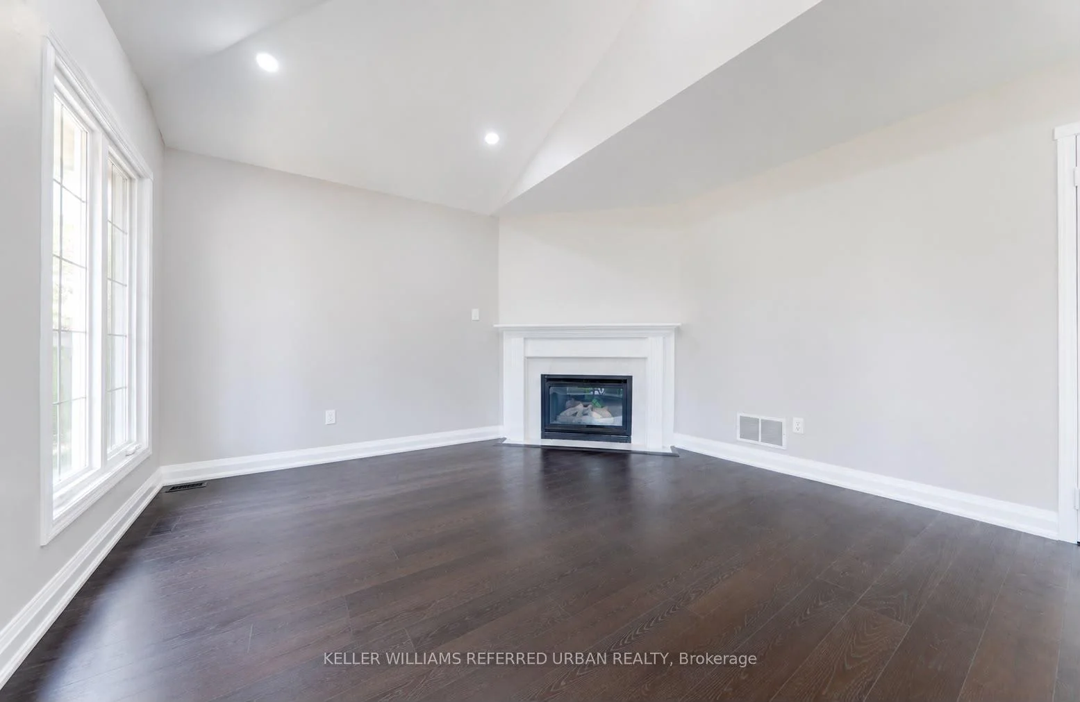 Photo 23 of 1539 Napanee Road, Pickering, Amberlea — HOMEH