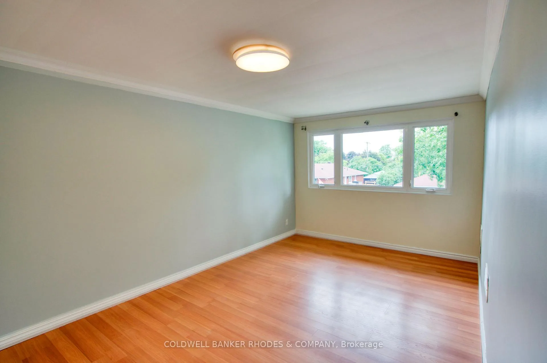 Photo 7 of 1430 Edgecliffe Avenue, Ottawa, Carlington — HOMEH