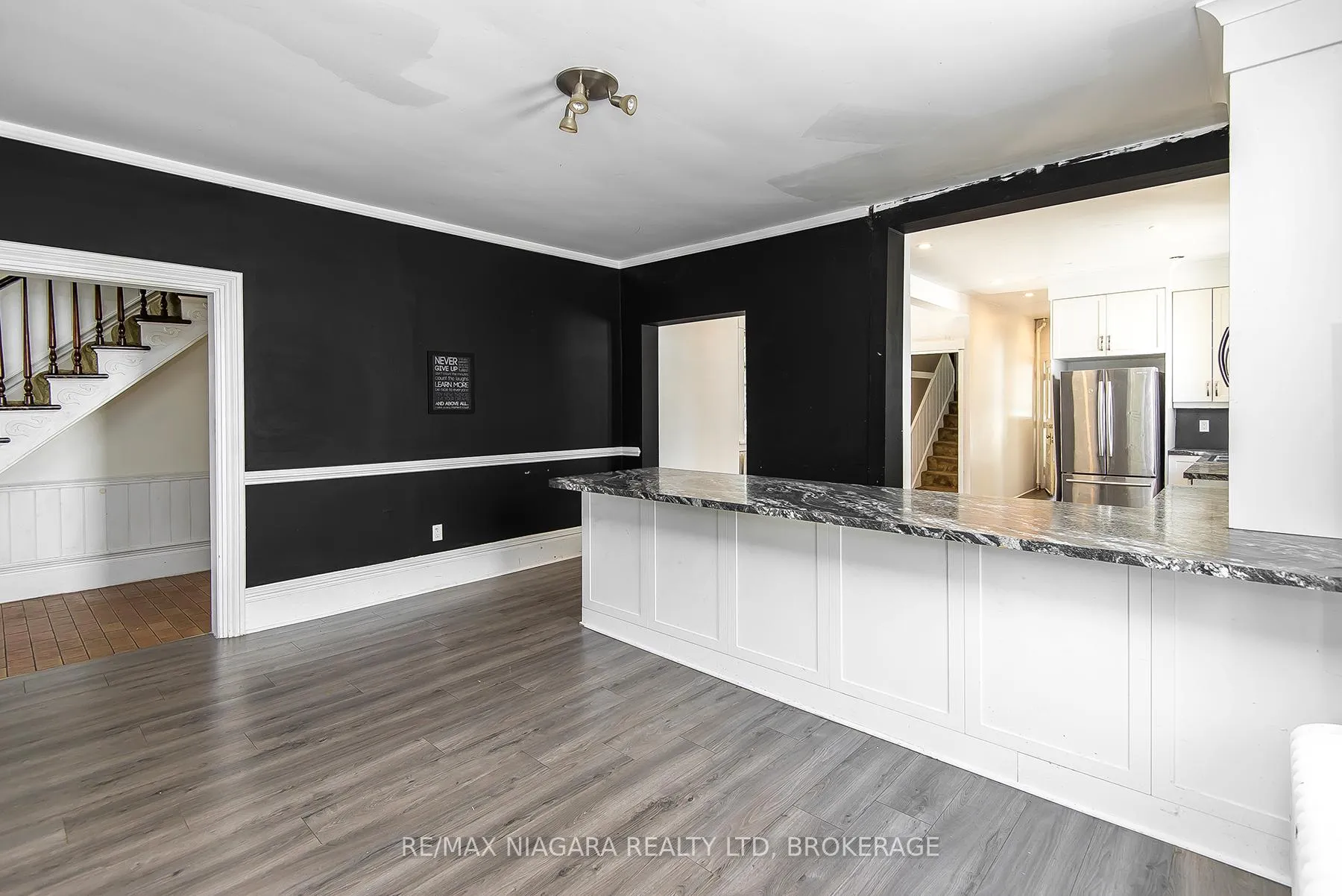 Photo 11 of 518 King Street, Port Colborne, Main Street — HOMEH