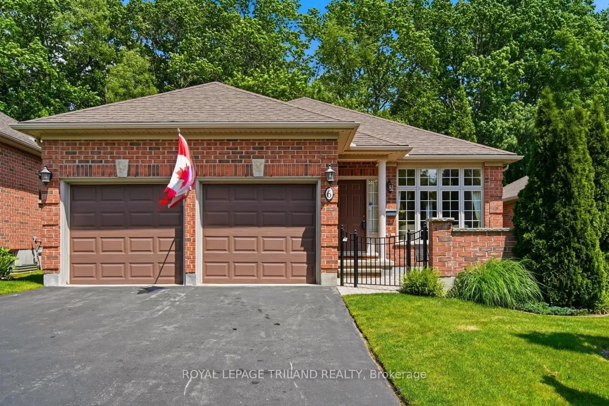 Front of Unit 6, 10 Cadeau Terrace