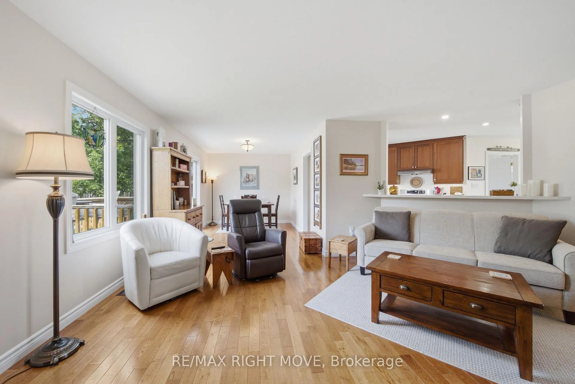Photo 6 of 4700 Zachary Crescent, Ramara, Atherley — HOMEH
