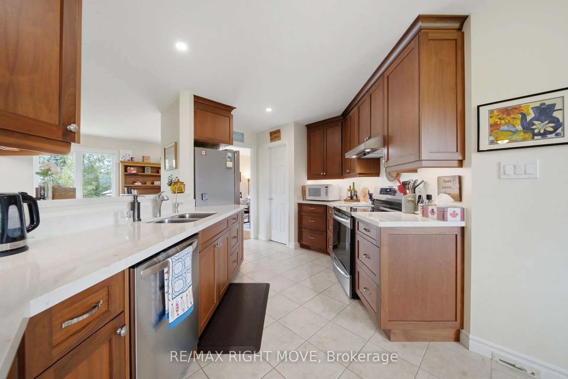 Photo 14 of 4700 Zachary Crescent, Ramara, Atherley — HOMEH