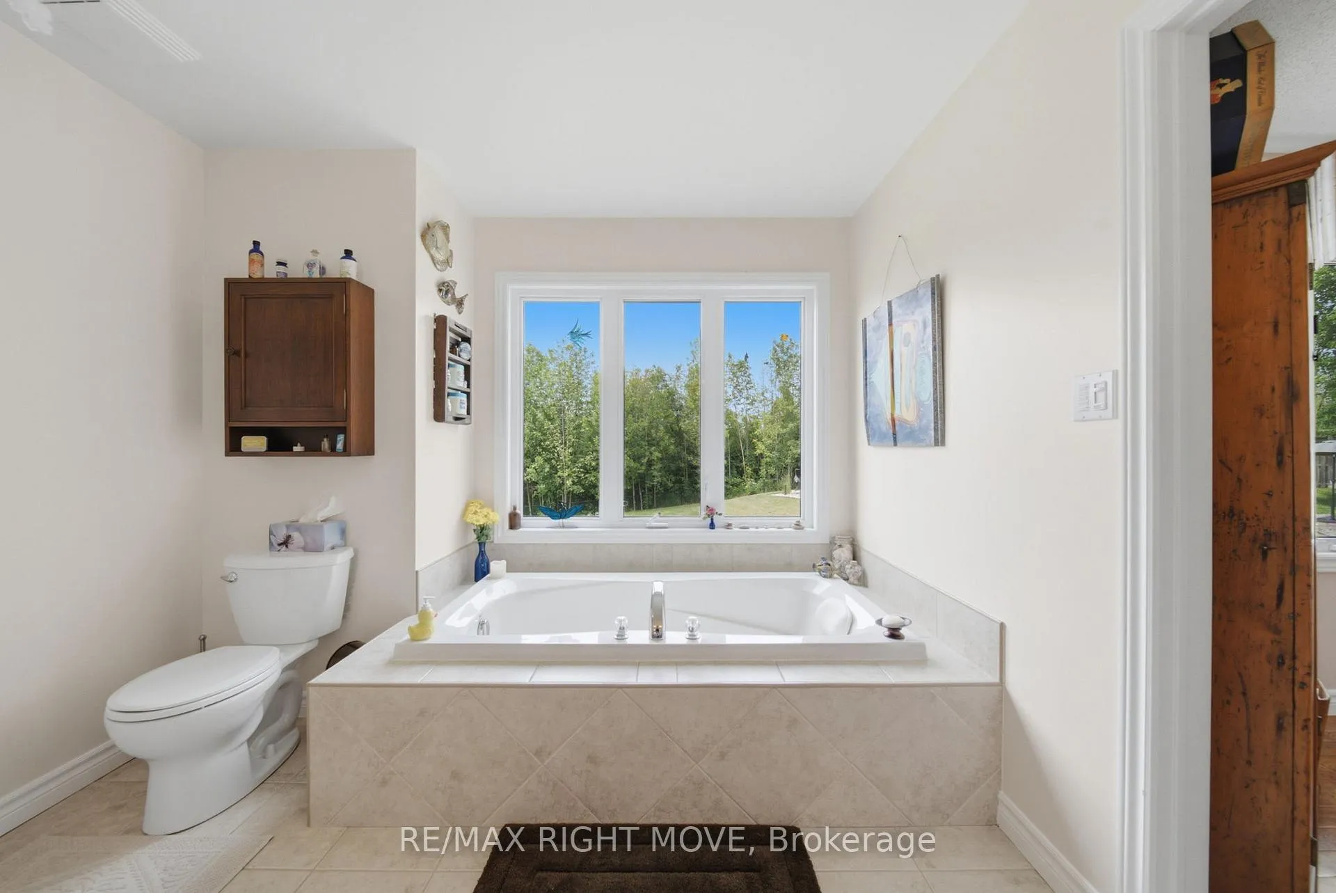 Photo 28 of 4700 Zachary Crescent, Ramara, Atherley — HOMEH