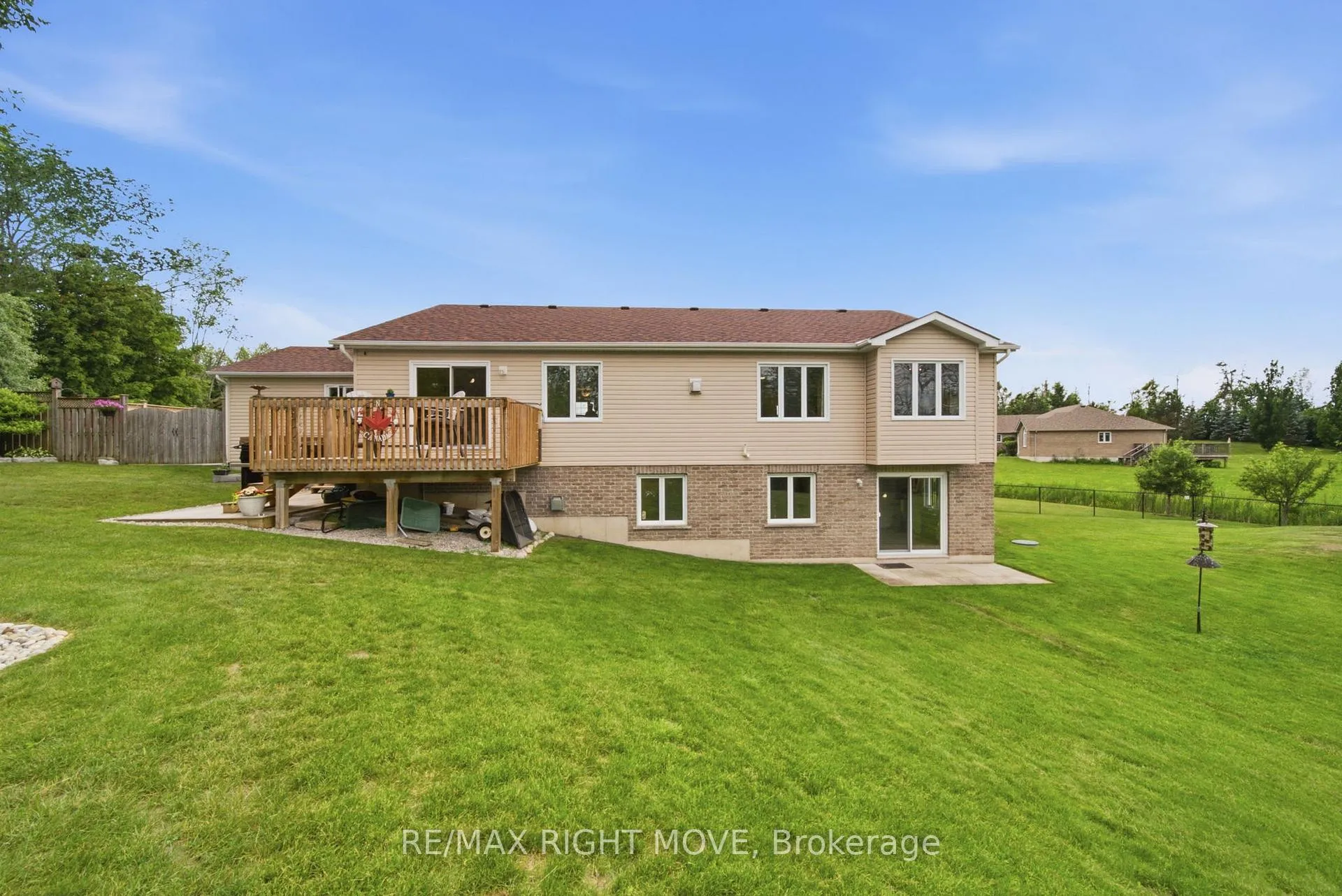 Photo 62 of 4700 Zachary Crescent, Ramara, Atherley — HOMEH