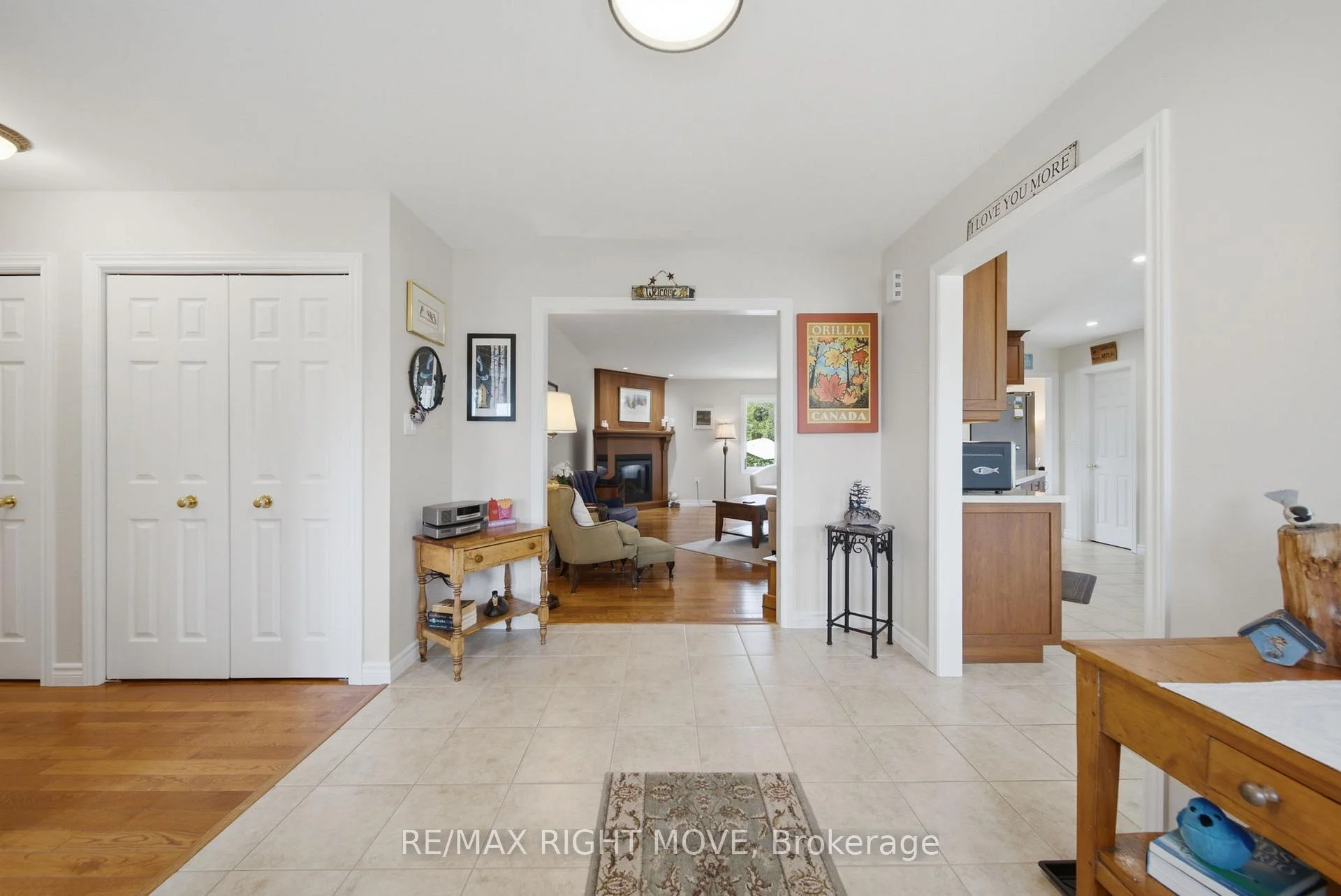 Photo 4 of 4700 Zachary Crescent, Ramara, Atherley — HOMEH