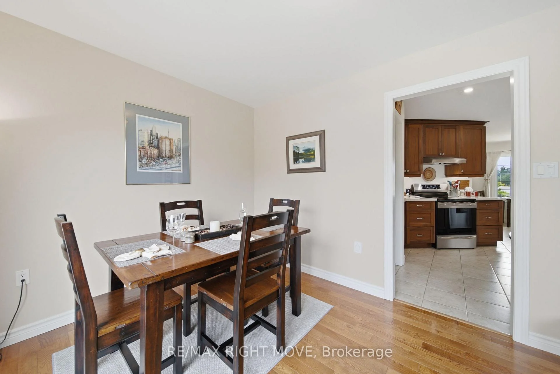 Photo 12 of 4700 Zachary Crescent, Ramara, Atherley — HOMEH