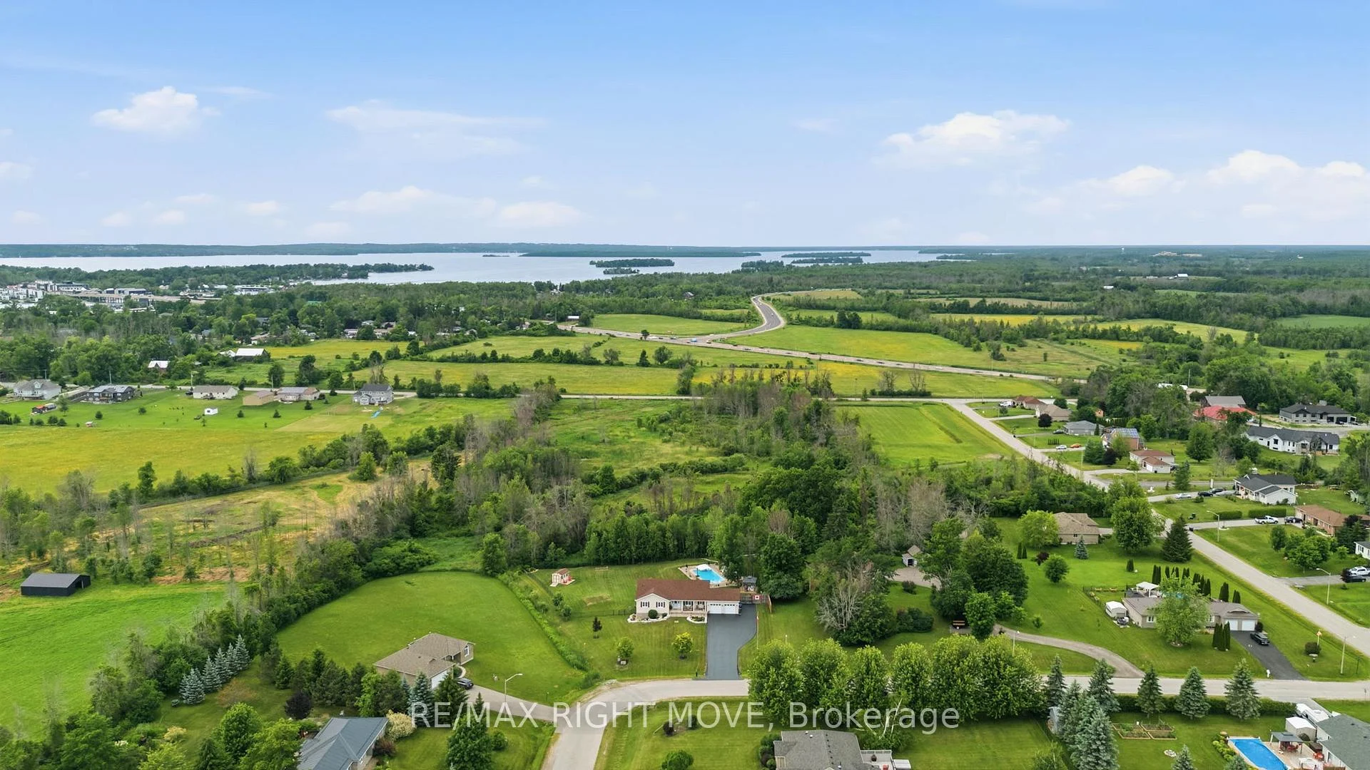 Photo 72 of 4700 Zachary Crescent, Ramara, Atherley — HOMEH