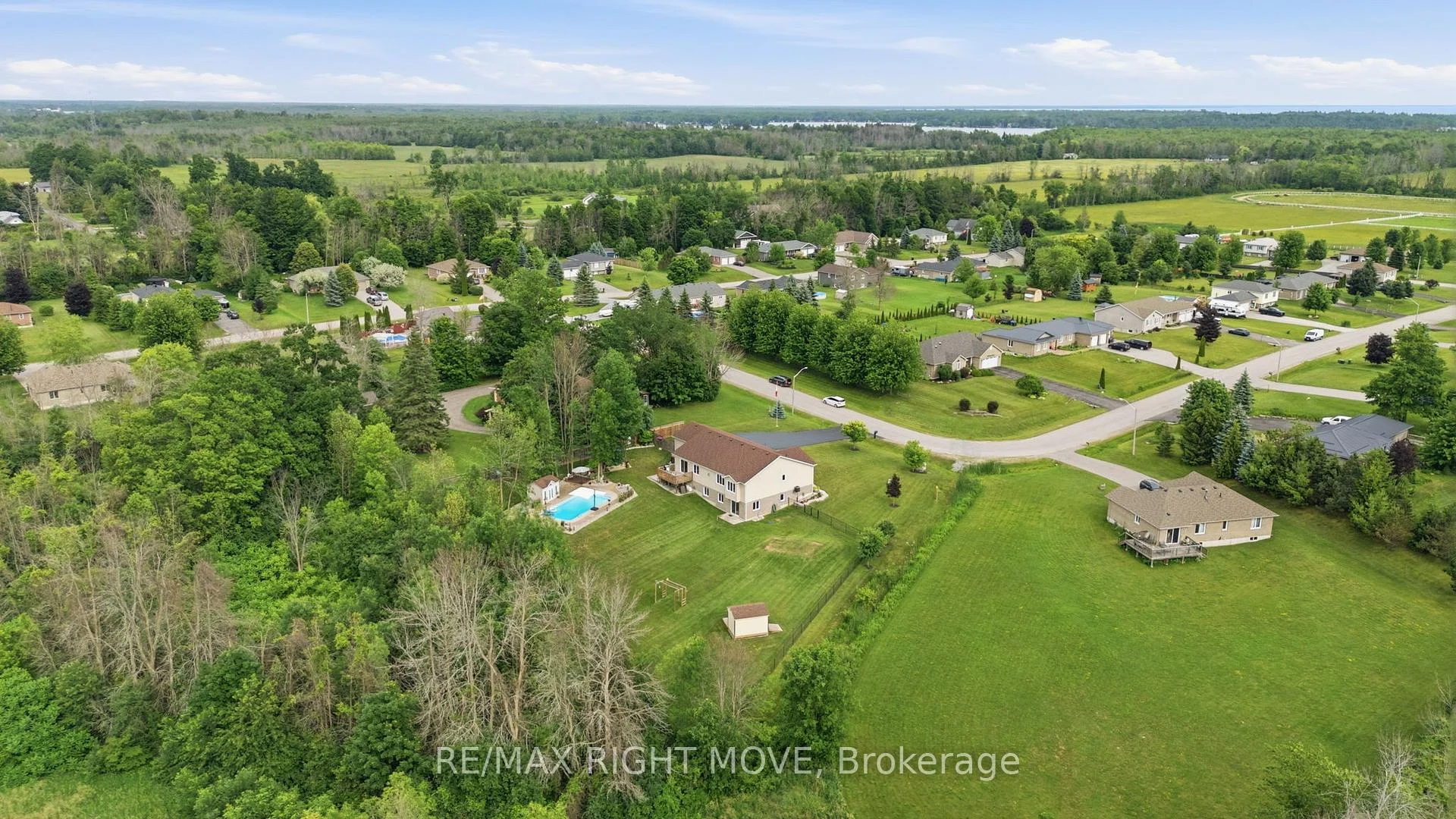 Photo 76 of 4700 Zachary Crescent, Ramara, Atherley — HOMEH
