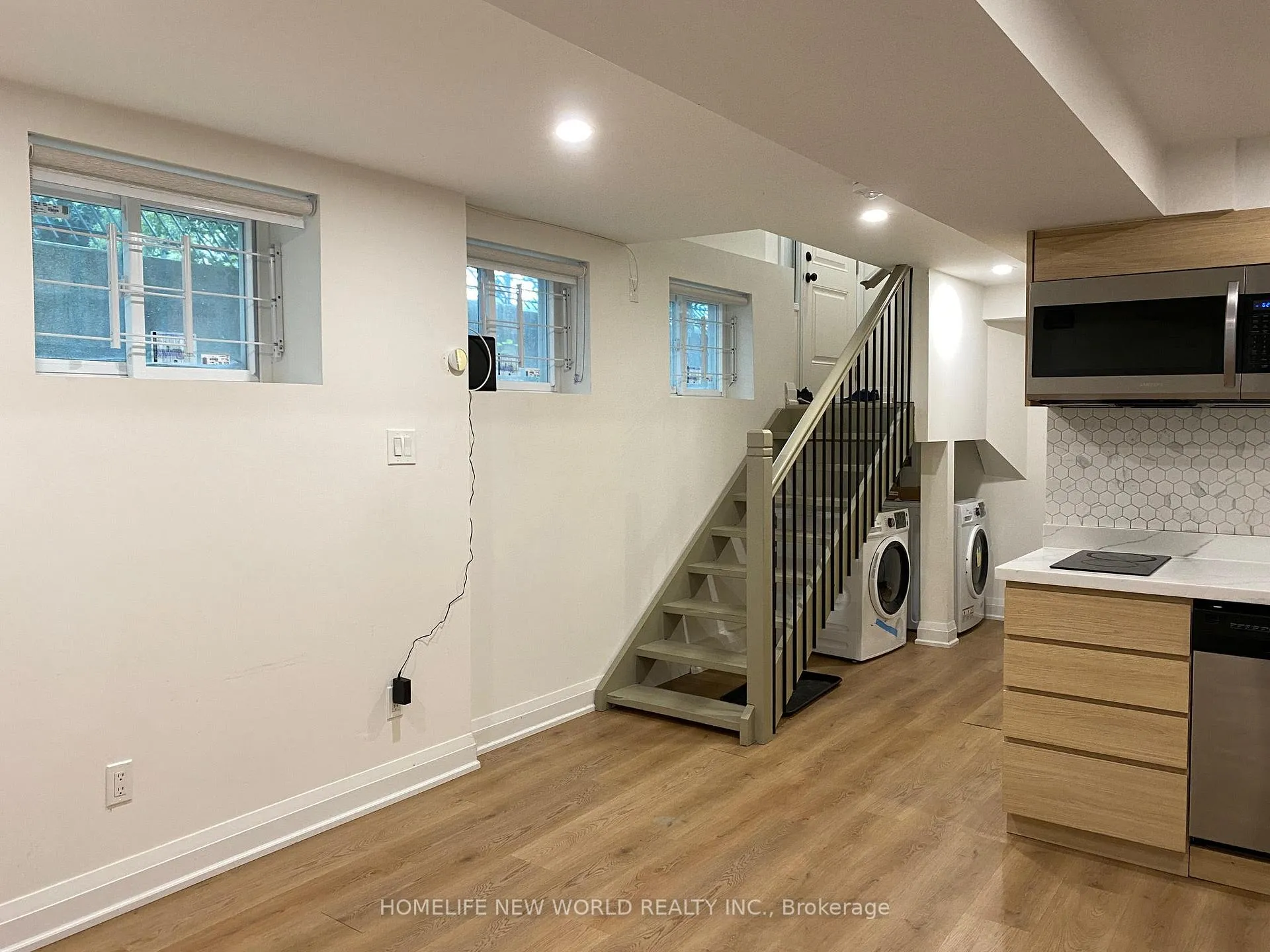 Photo 6 of Unit Unit B, 92 Seaton Street, Toronto, Moss Park — HOMEH
