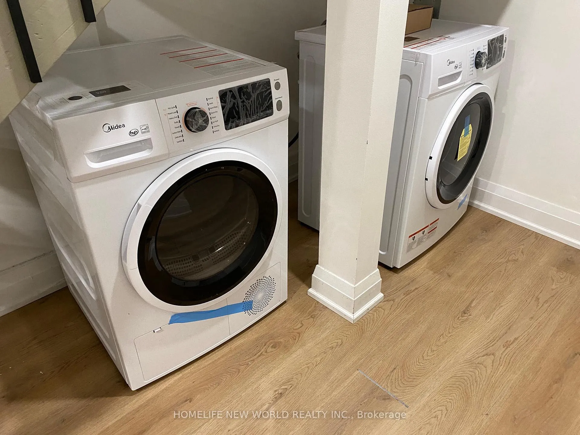 Photo 8 of Unit Unit B, 92 Seaton Street, Toronto, Moss Park — HOMEH