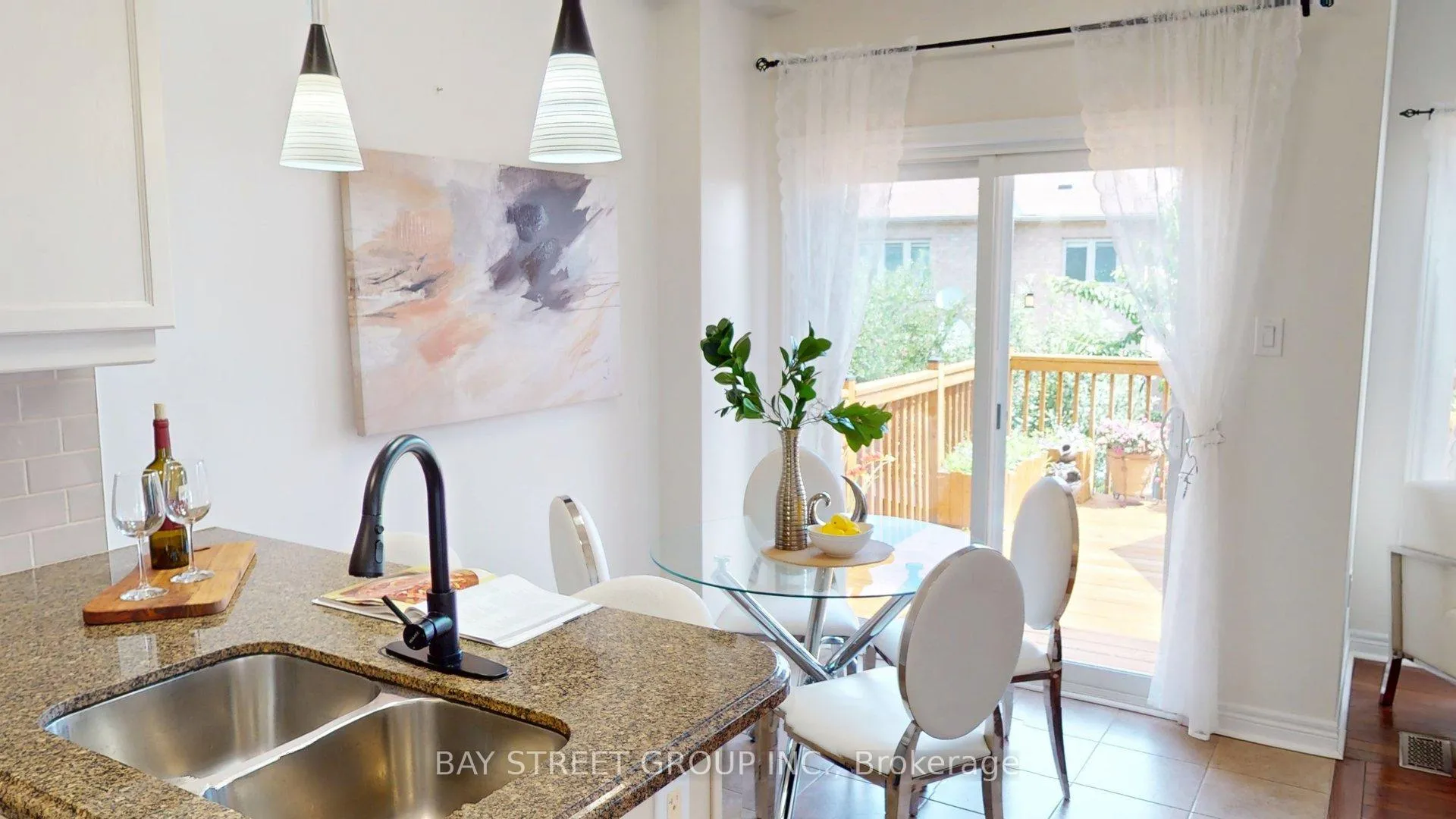 Photo 11 of 311 Oberfrick Avenue, Vaughan, Patterson — HOMEH
