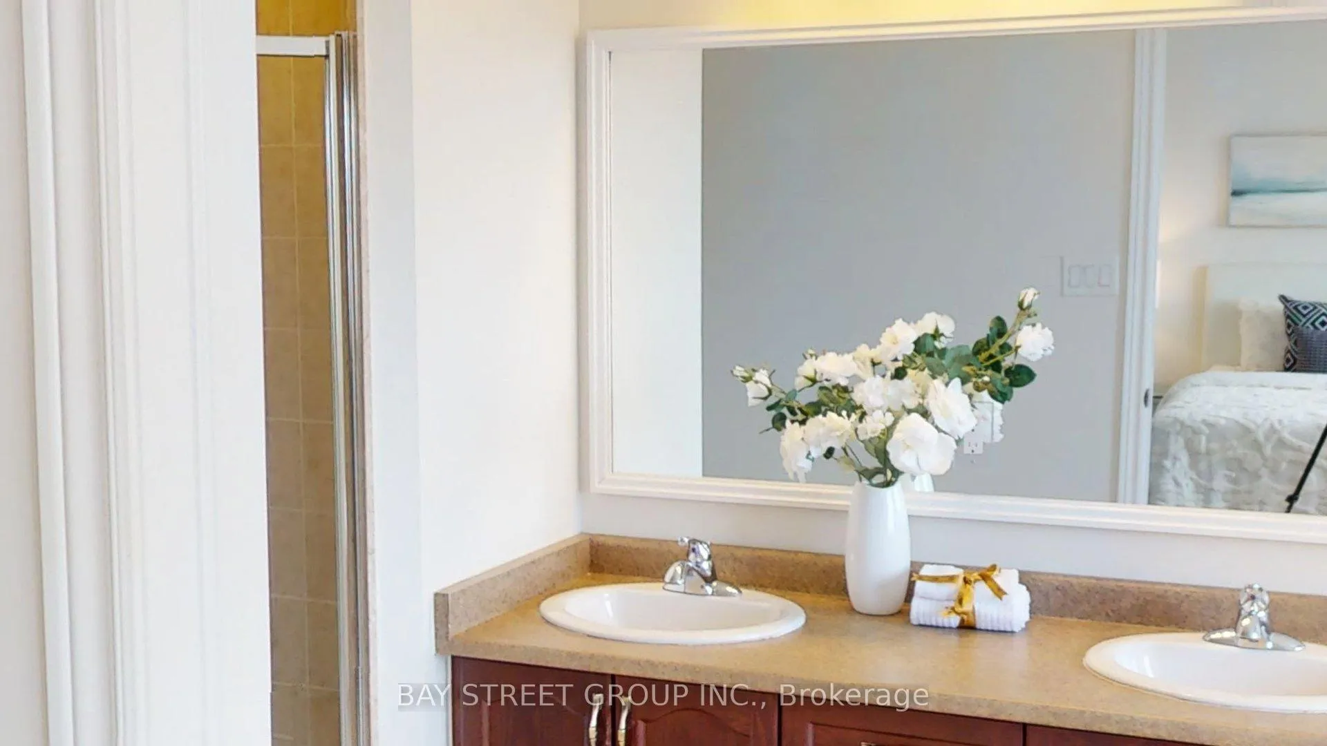 Photo 38 of 311 Oberfrick Avenue, Vaughan, Patterson — HOMEH