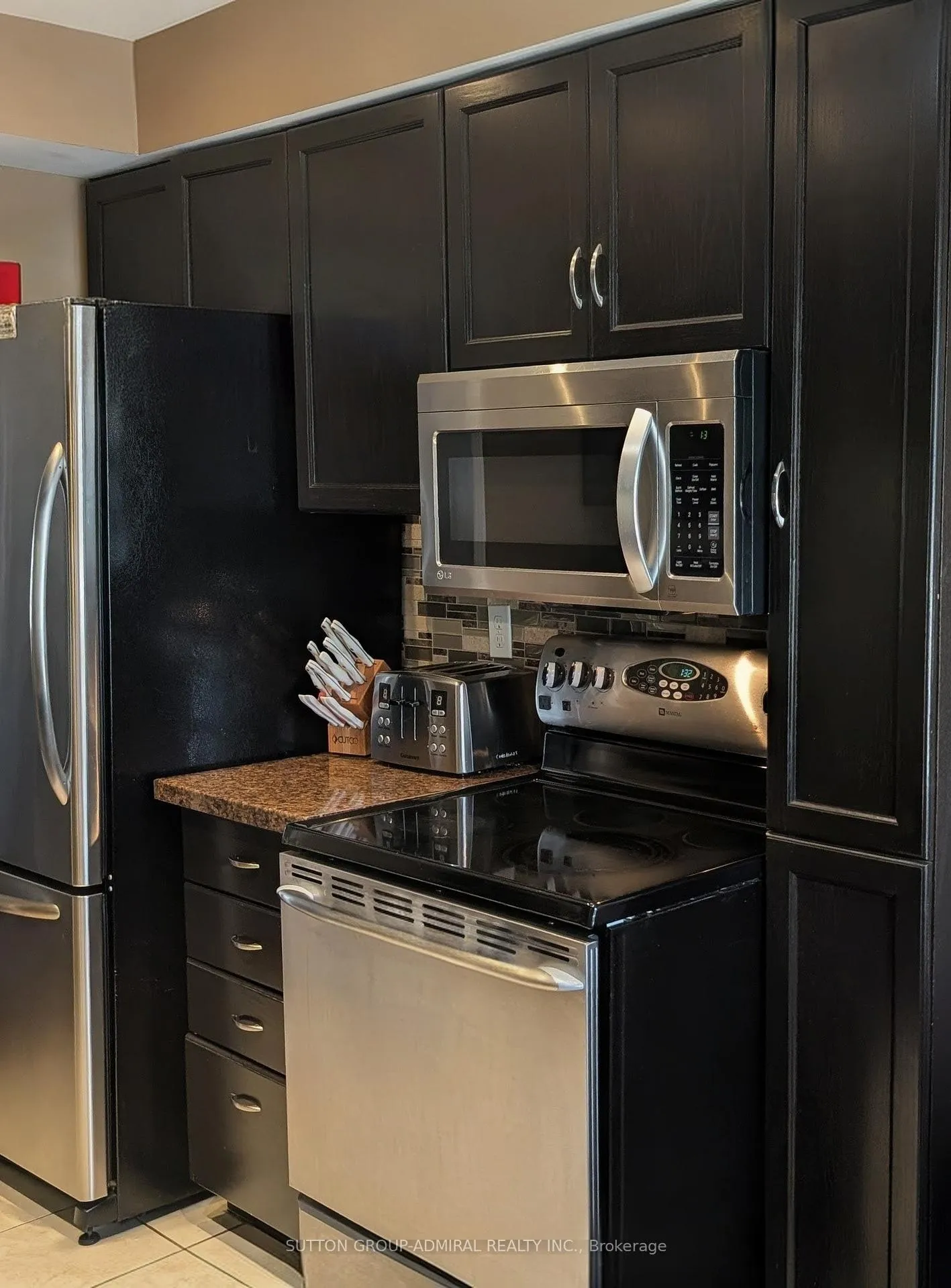 Photo 13 of Unit 37, 503 Highway 8 Street, Hamilton, Stoney Creek — HOMEH