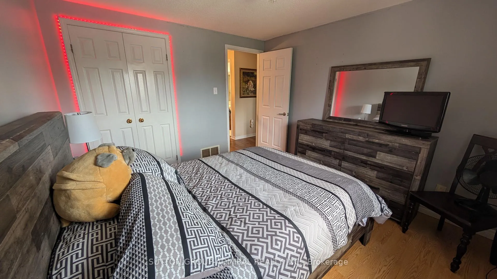 Photo 17 of Unit 37, 503 Highway 8 Street, Hamilton, Stoney Creek — HOMEH