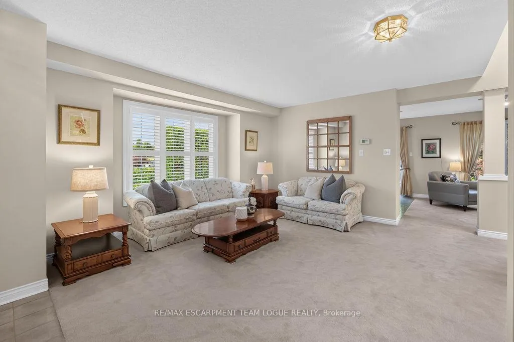 Photo 7 of 3321 Edgewood Place, Burlington, Palmer — HOMEH