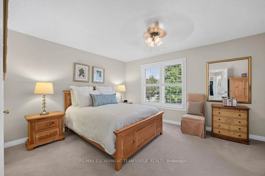 Photo 18 of 3321 Edgewood Place, Burlington, Palmer — HOMEH