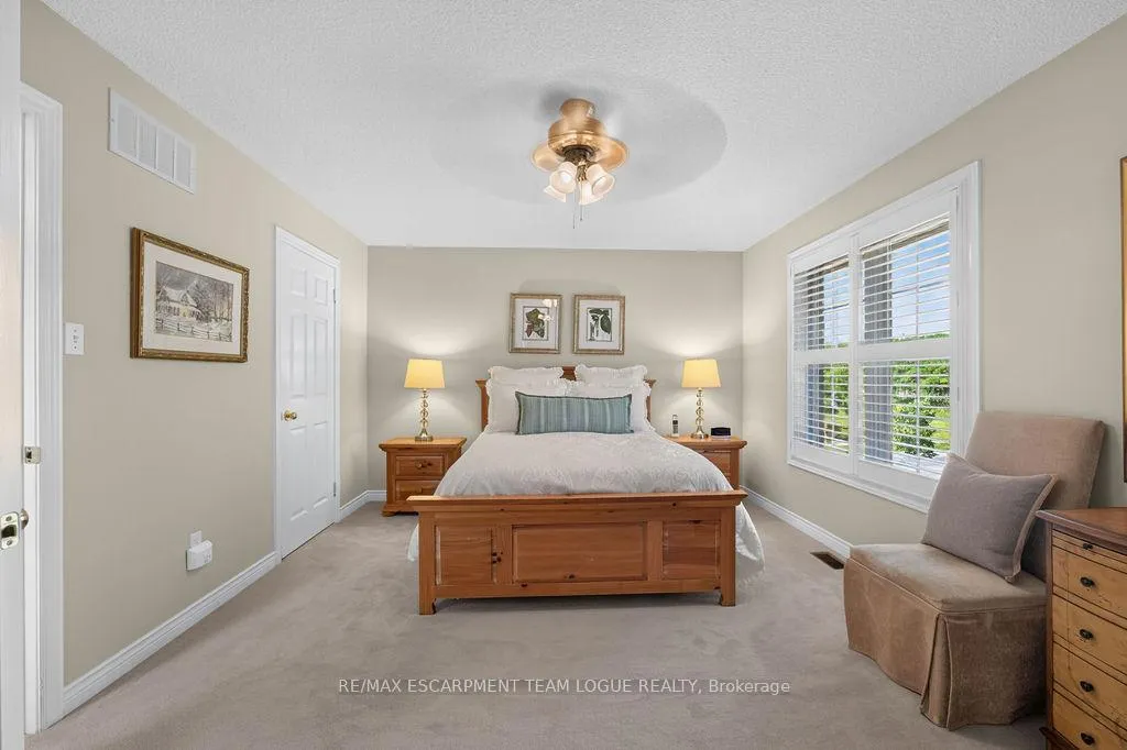 Photo 19 of 3321 Edgewood Place, Burlington, Palmer — HOMEH