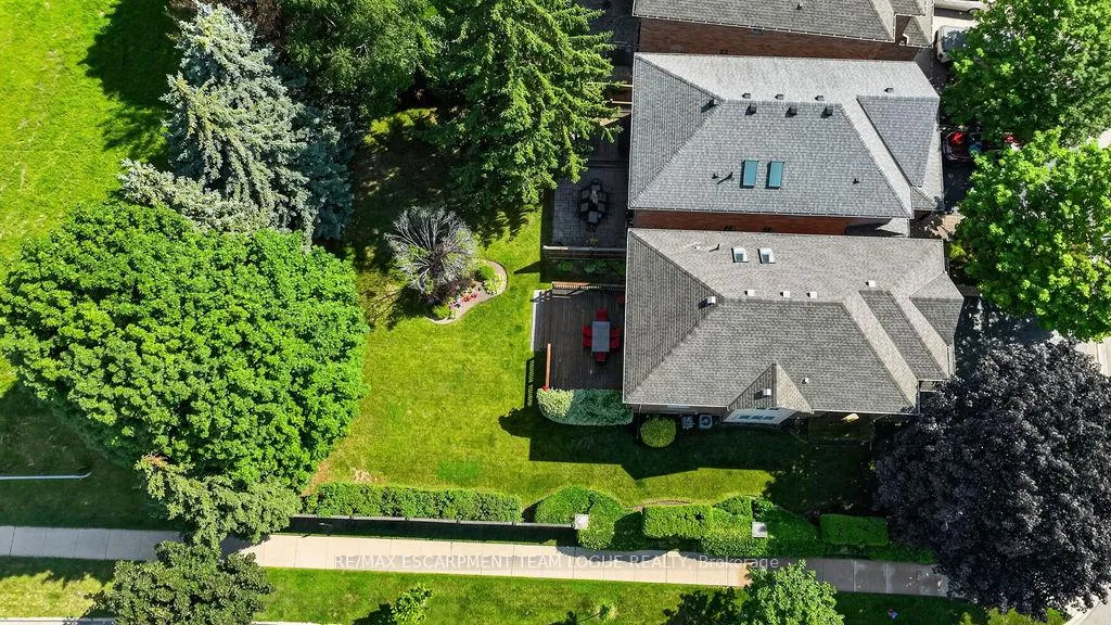 Photo 37 of 3321 Edgewood Place, Burlington, Palmer — HOMEH