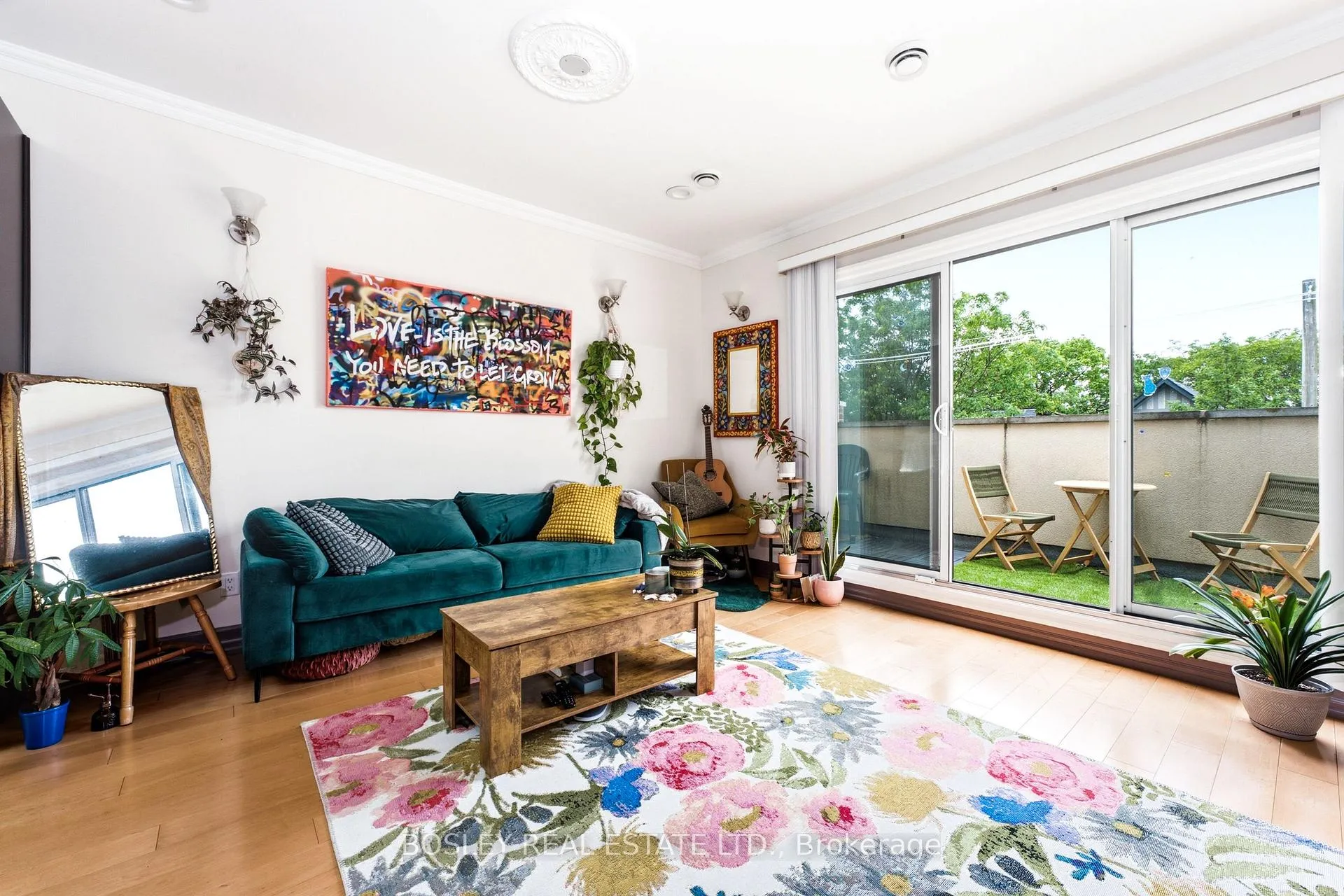 Photo of Unit 3, 115 Roncesvalles Avenue