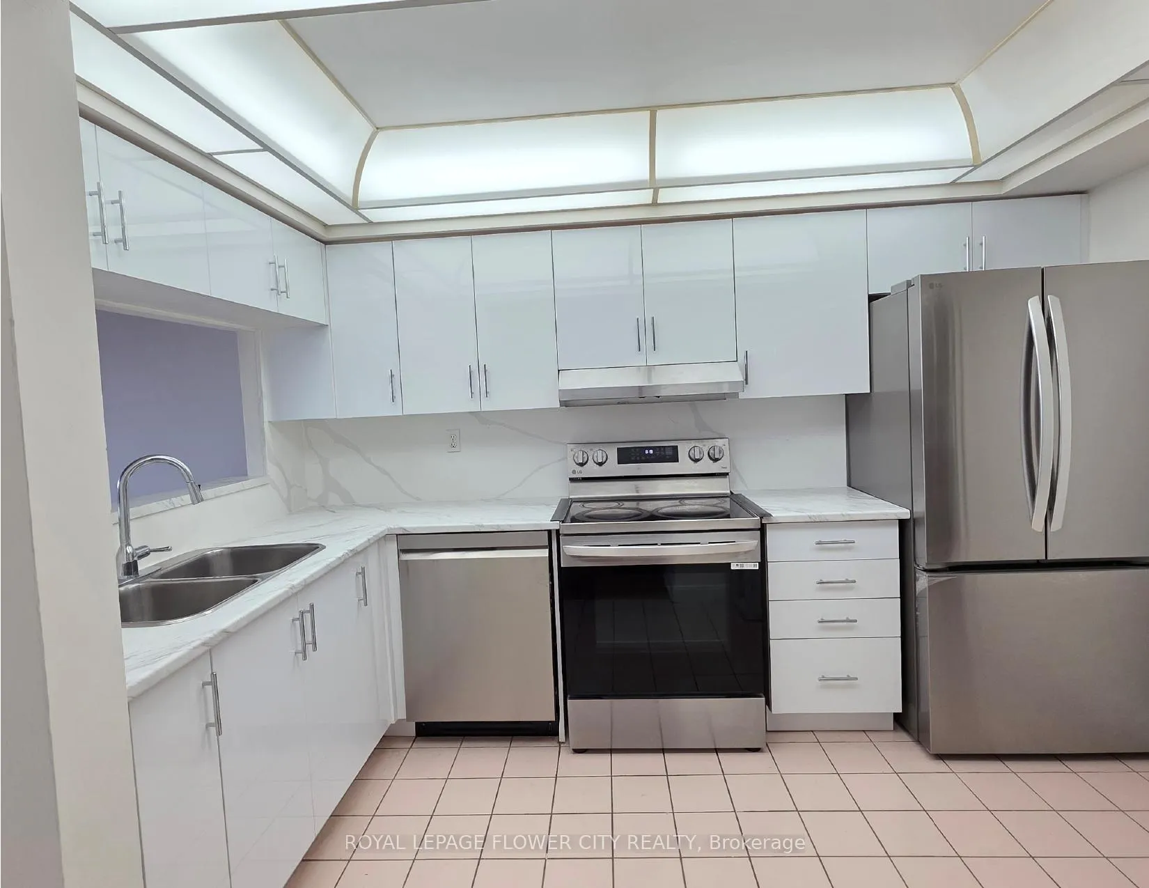 Photo 7 of Unit 1408, 24 Hanover Road, Brampton, Queen Street Corridor — HOMEH
